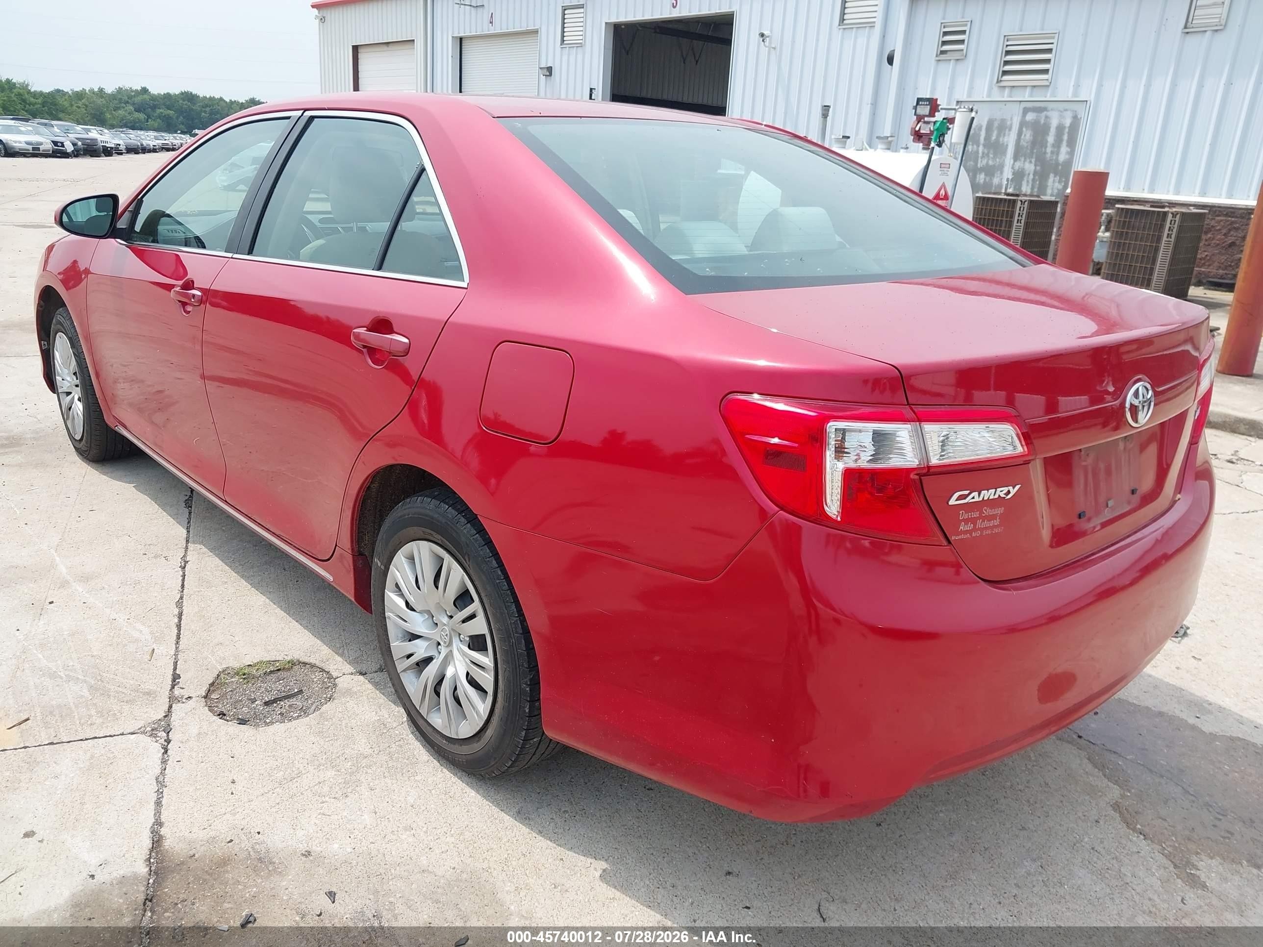 2013 Toyota Camry Le Красный vin: 4T1BF1FK0DU654688
