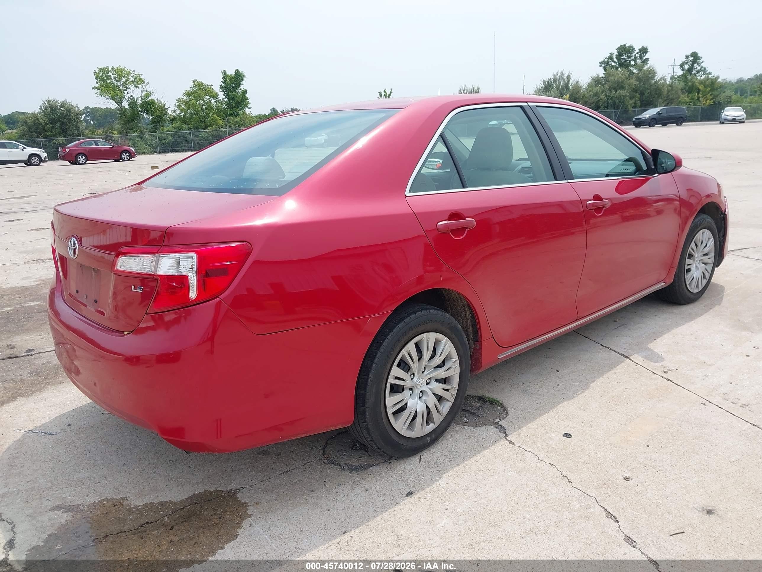 2013 Toyota Camry Le Красный vin: 4T1BF1FK0DU654688