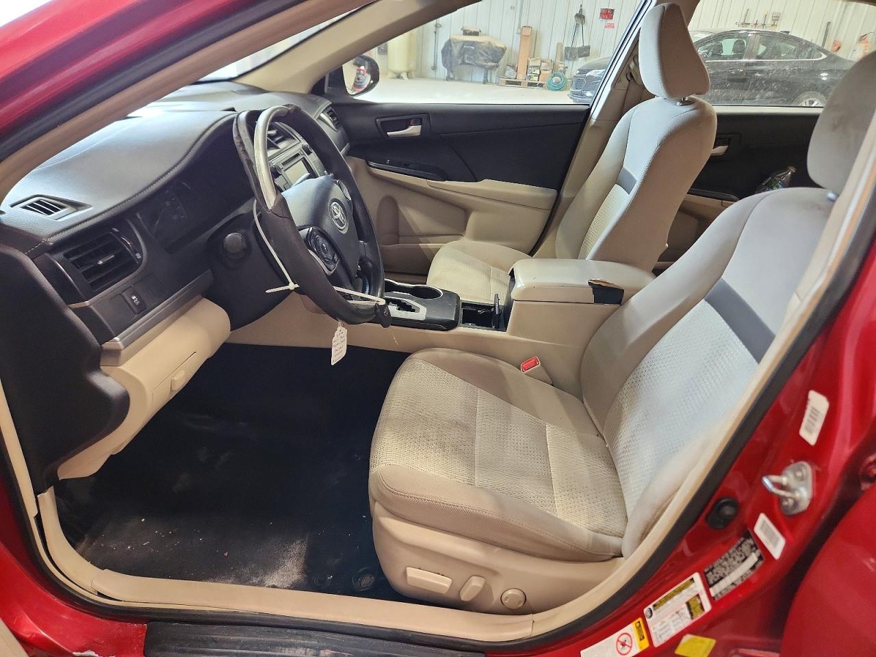 2013 Toyota Camry Le Red vin: 4T1BF1FK0DU668624