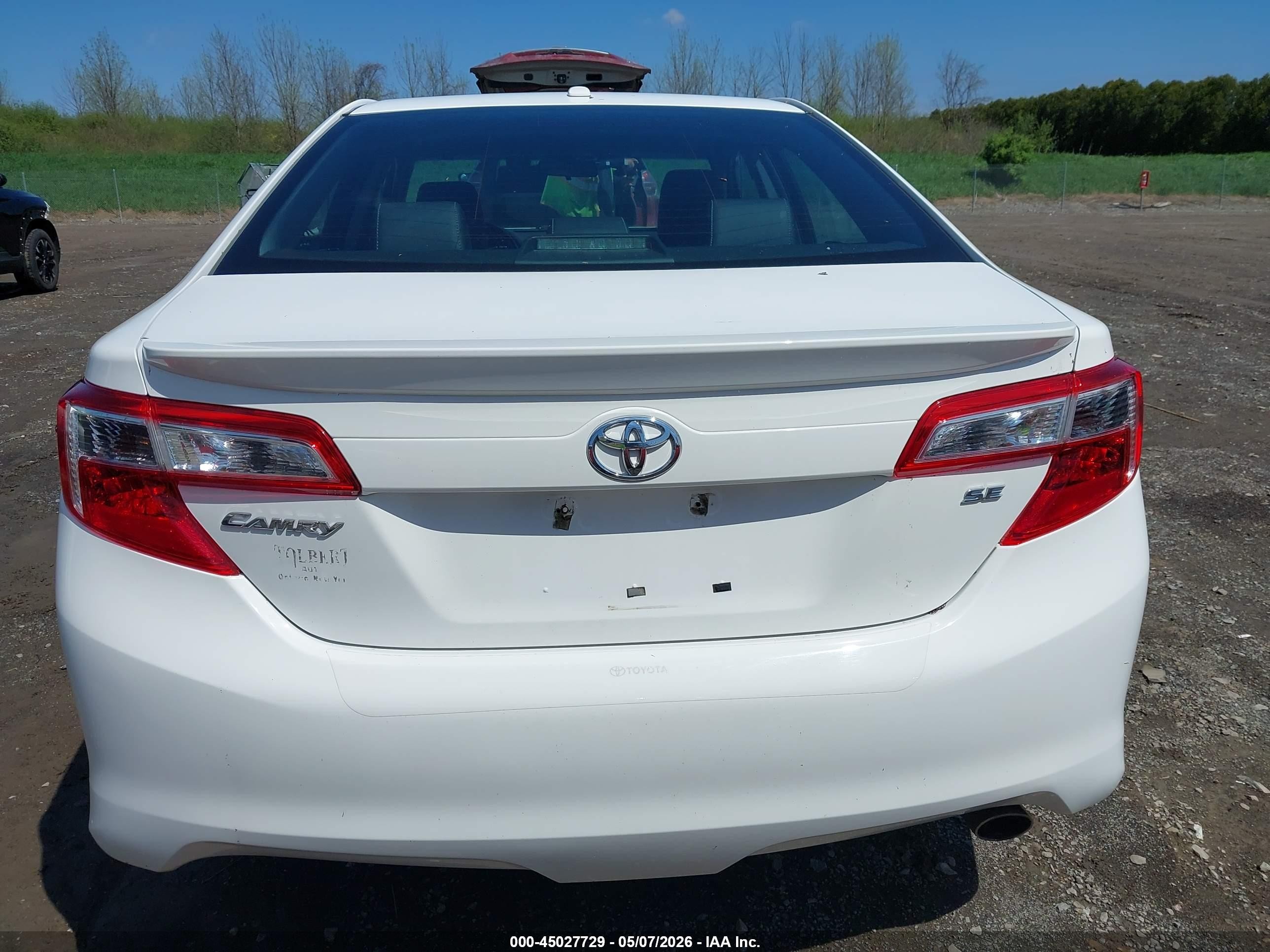 2013 Toyota Camry Se White vin: 4T1BF1FK0DU686010