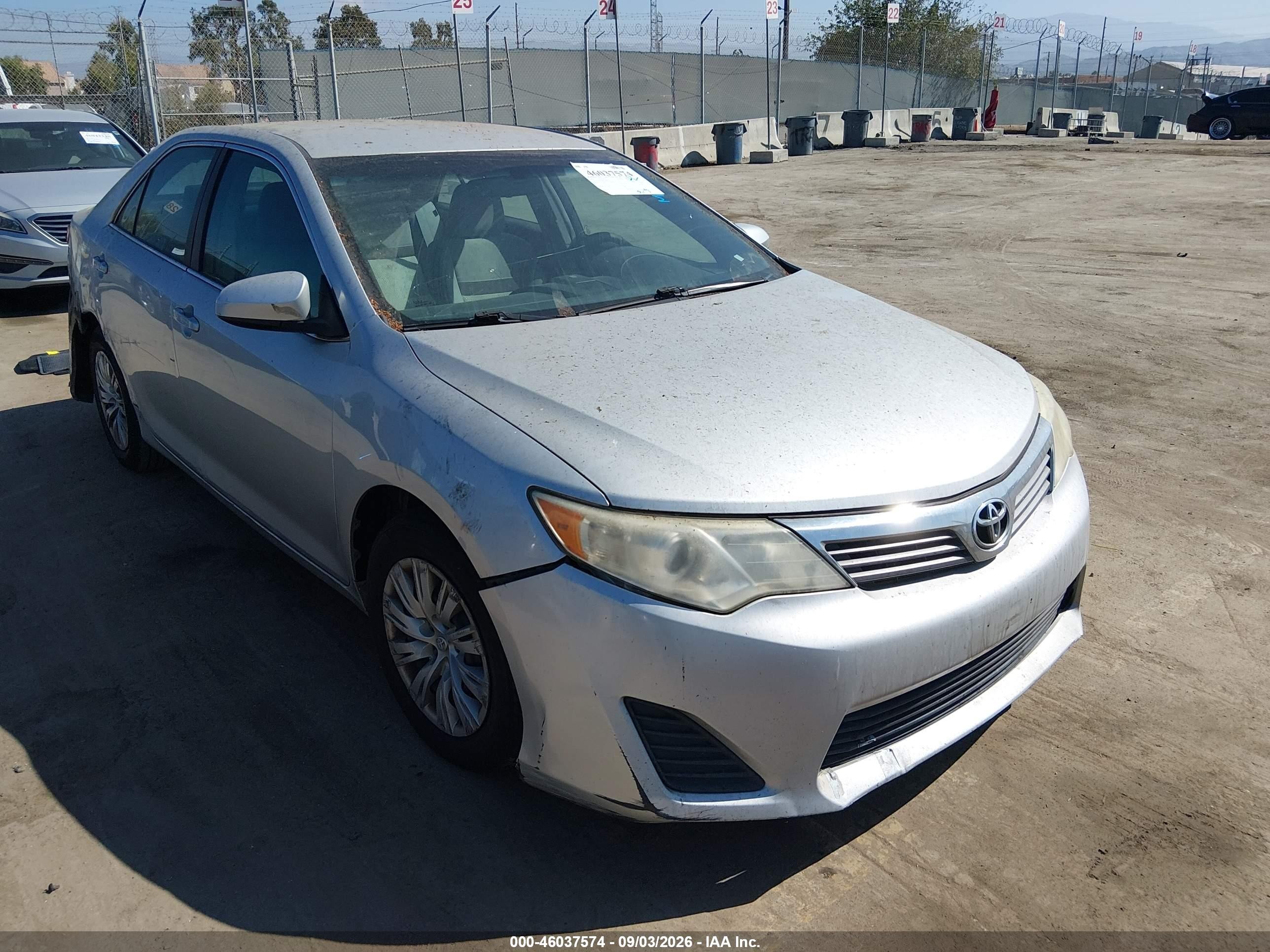 2013 Toyota Camry L Silver vin: 4T1BF1FK0DU702044