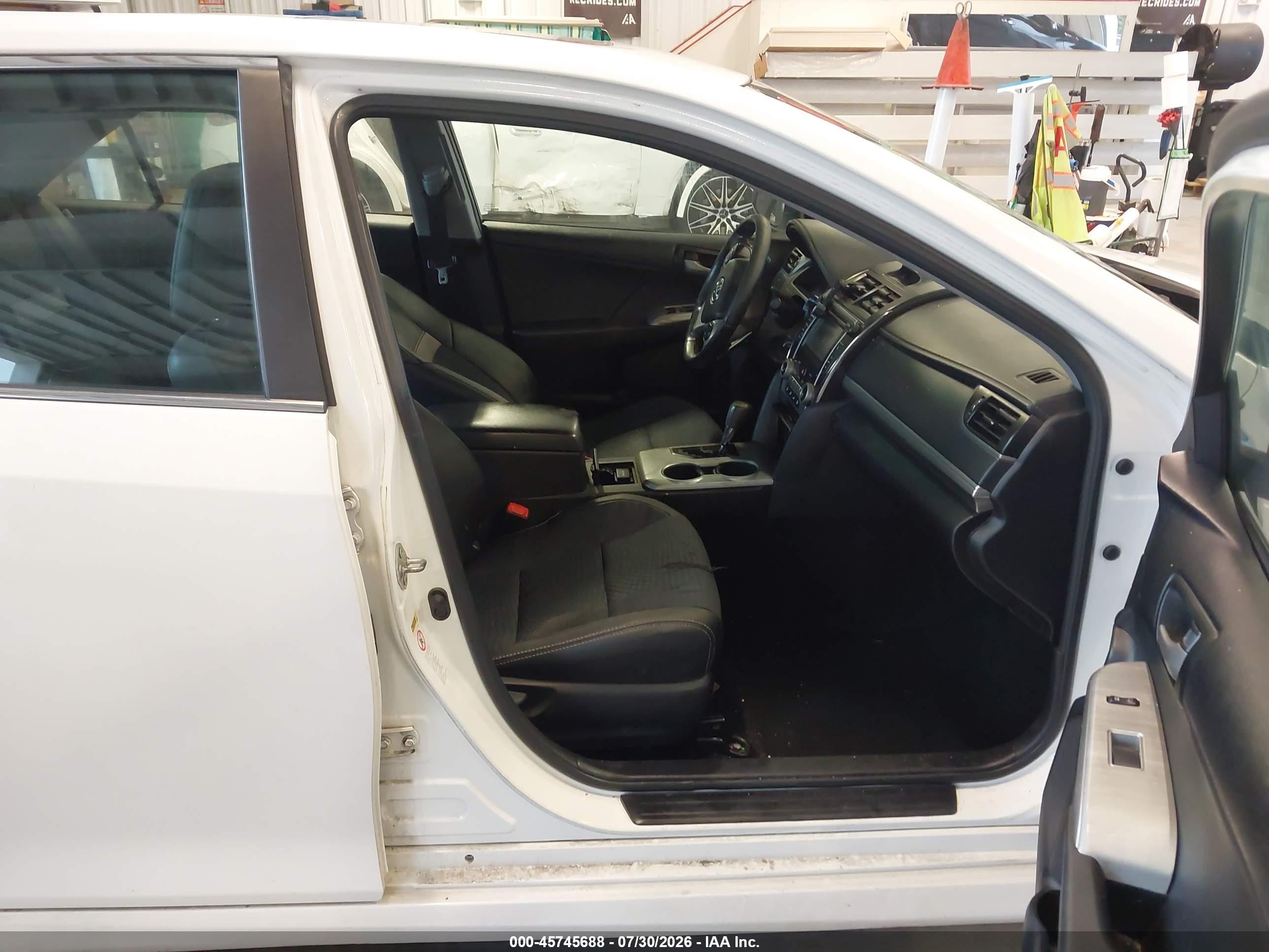2013 Toyota Camry Se White vin: 4T1BF1FK0DU708037