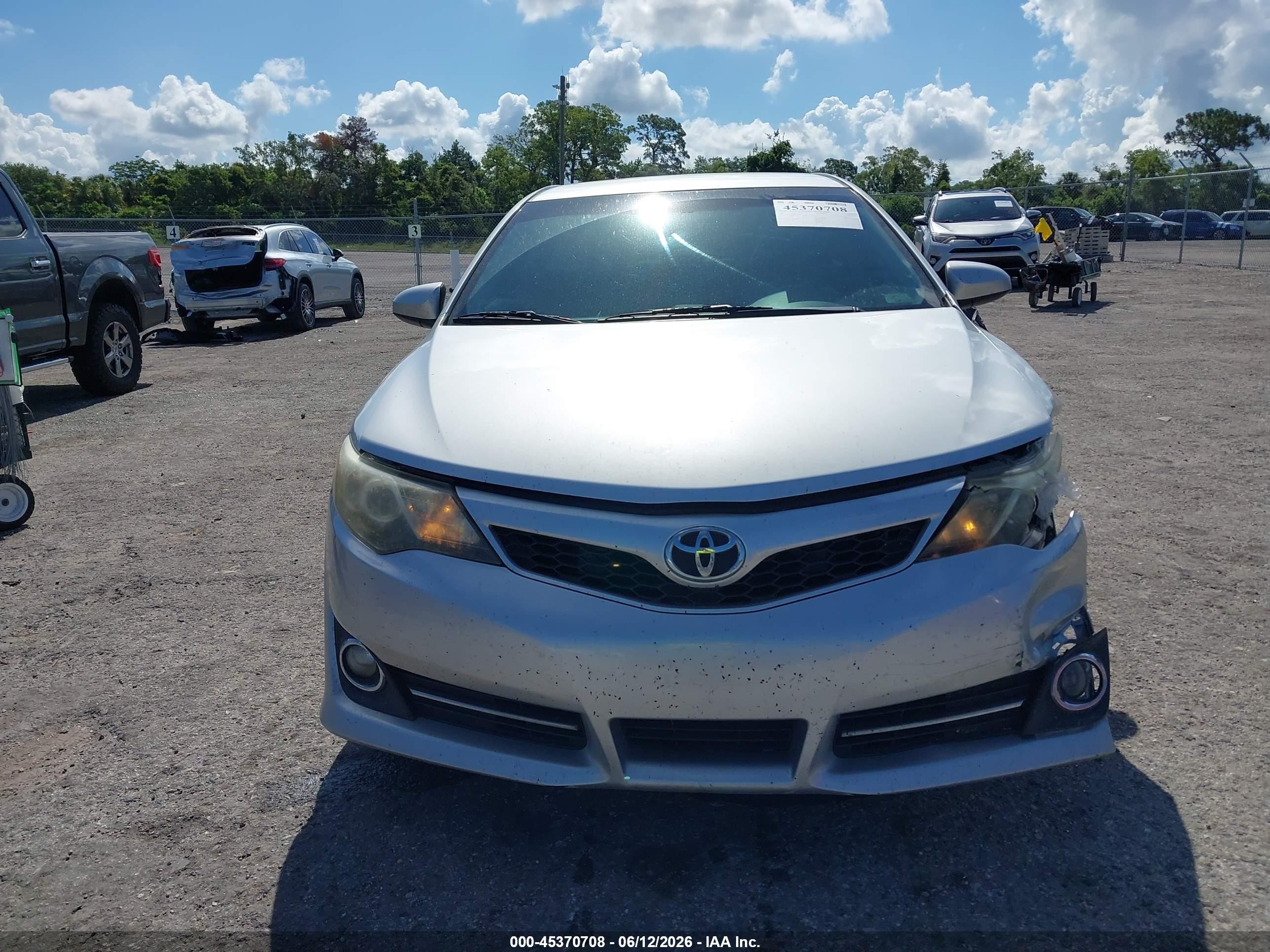 2014 Toyota Camry Se Серебряный vin: 4T1BF1FK0EU311932
