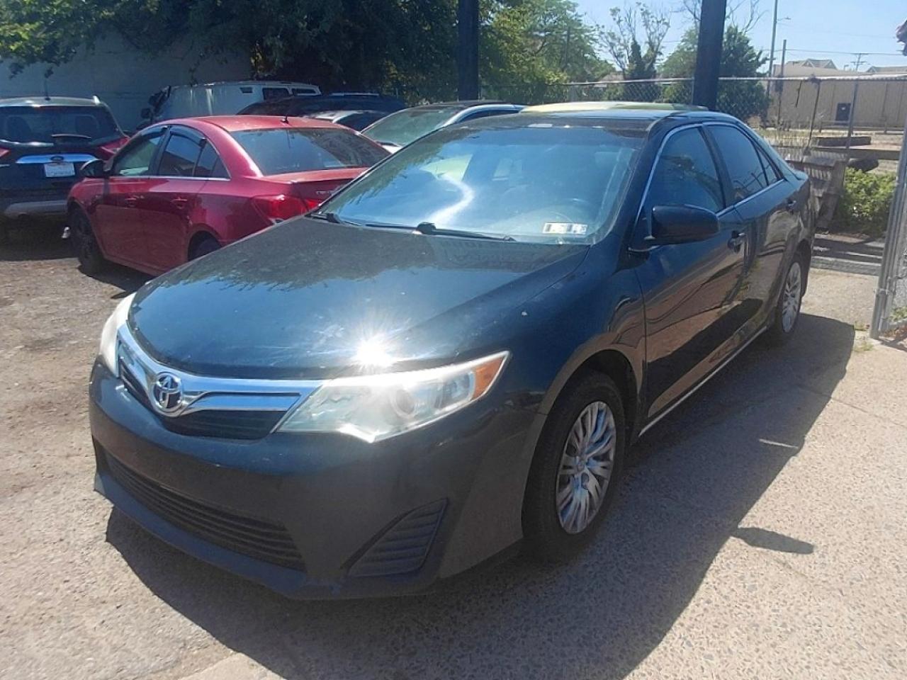 2014 Toyota Camry Le Black vin: 4T1BF1FK0EU315754