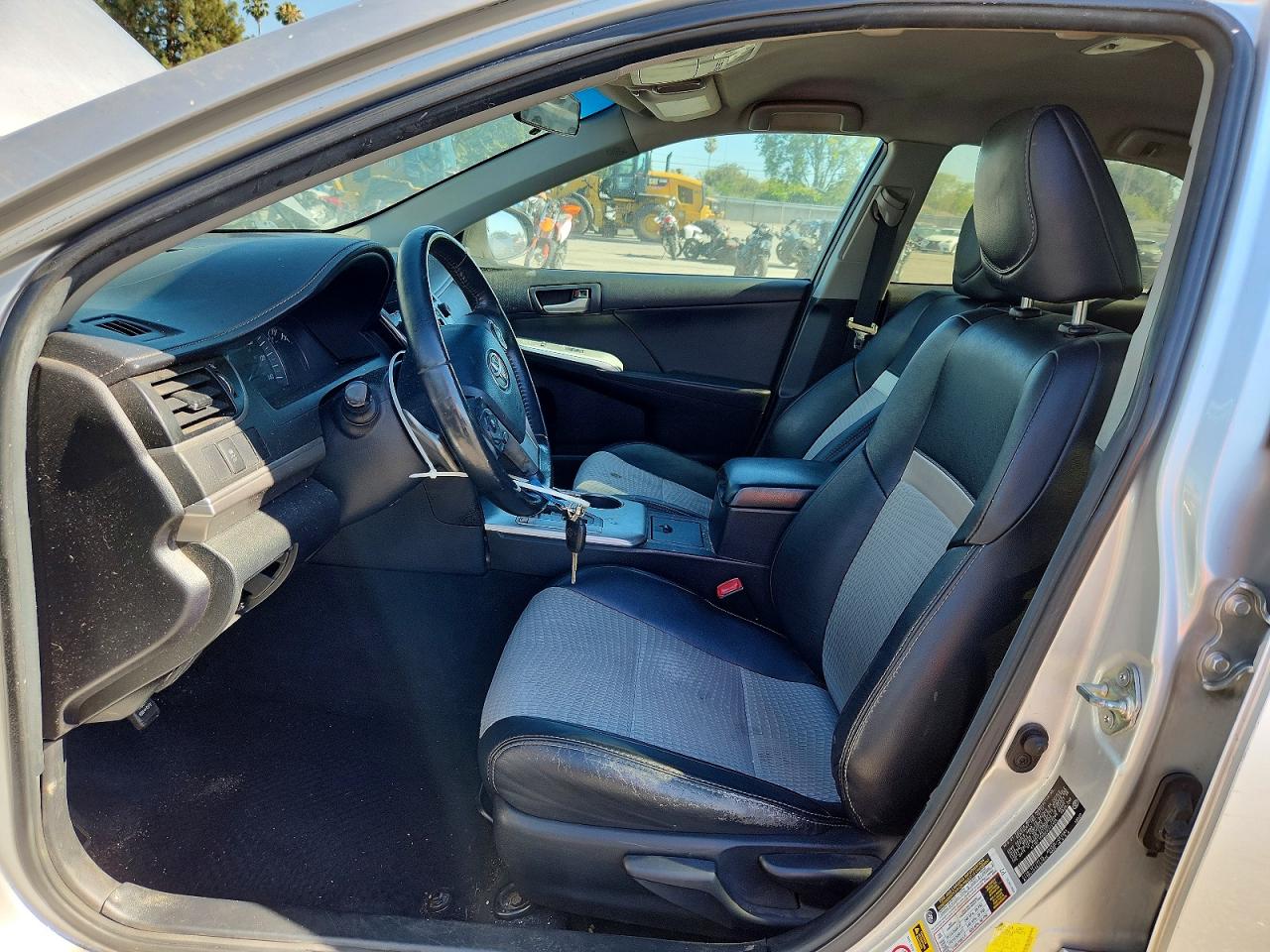 2014 Toyota Camry Silver vin: 4T1BF1FK0EU325426