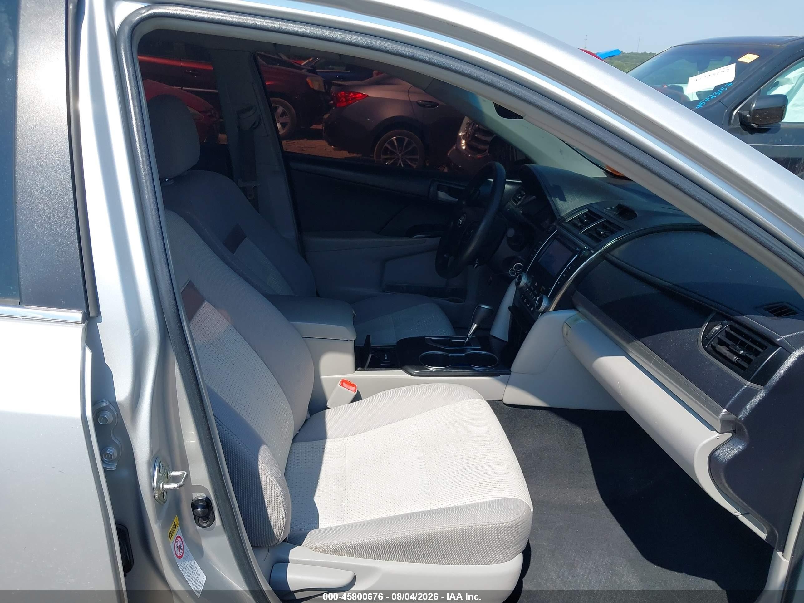 2014 Toyota Camry Le Silver vin: 4T1BF1FK0EU339083