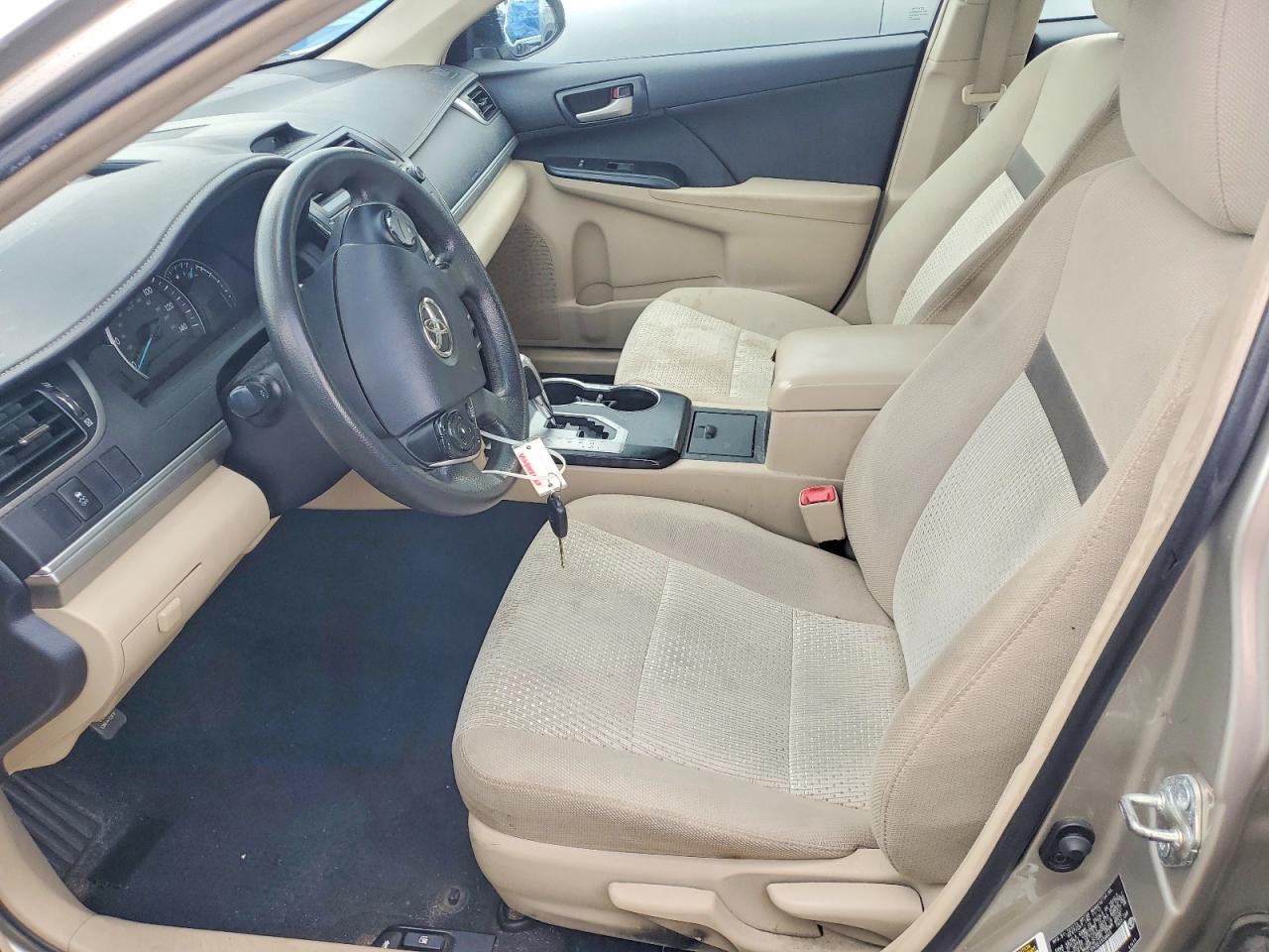 2014 Toyota Camry Le Gold vin: 4T1BF1FK0EU339665