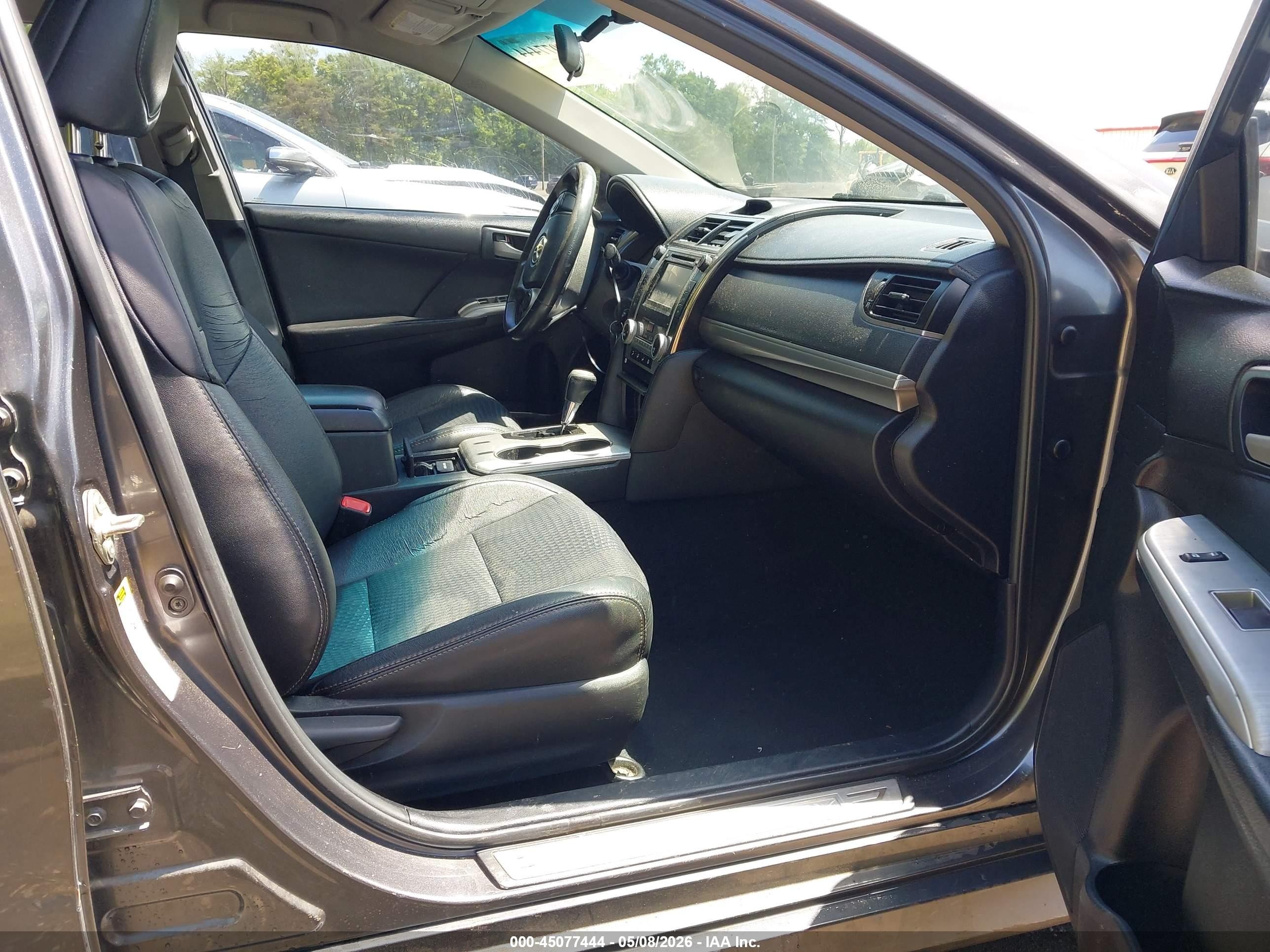 2014 Toyota Camry Se Gray vin: 4T1BF1FK0EU350200