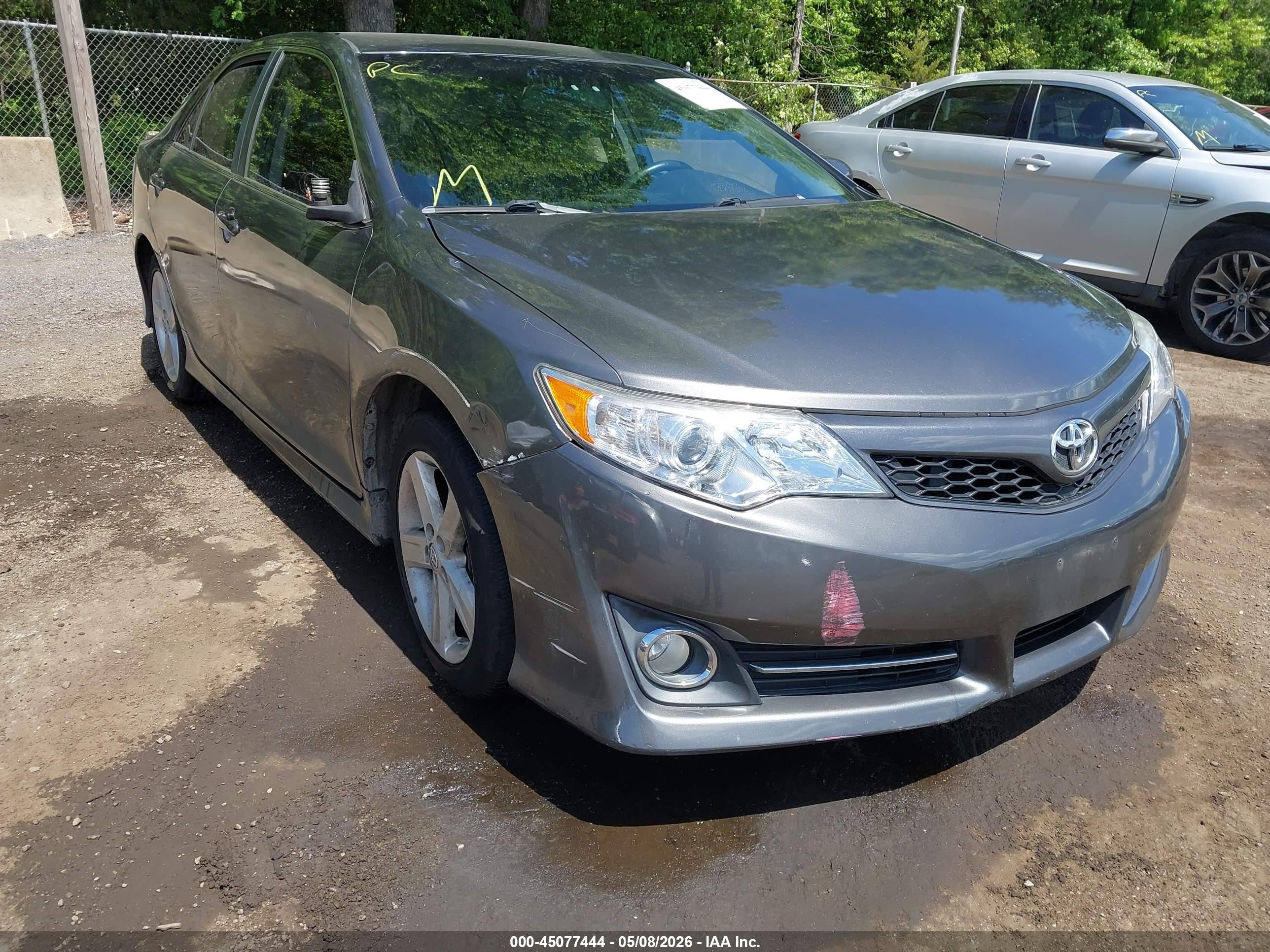 2014 Toyota Camry Se Gray vin: 4T1BF1FK0EU350200