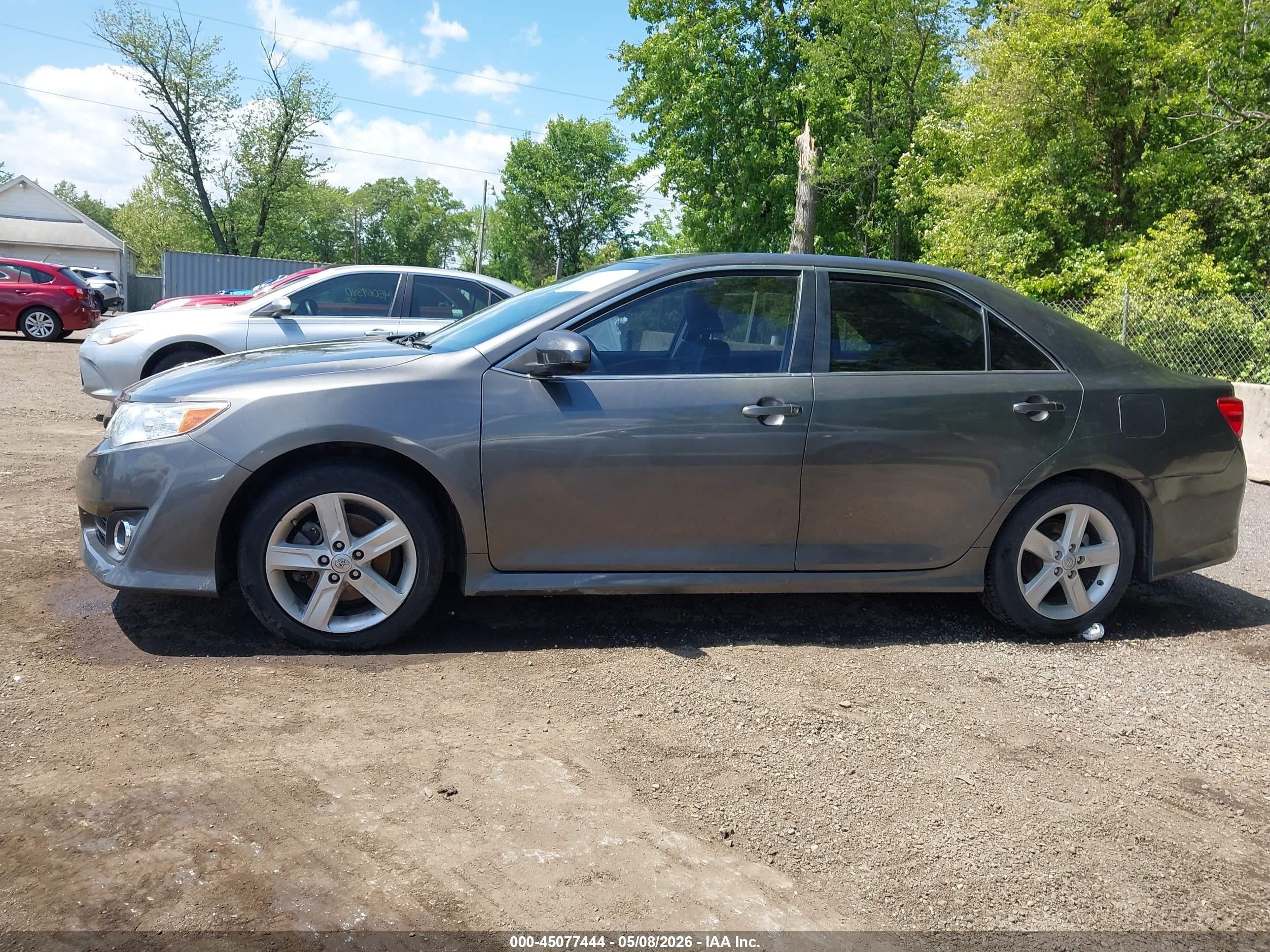 2014 Toyota Camry Se Gray vin: 4T1BF1FK0EU350200