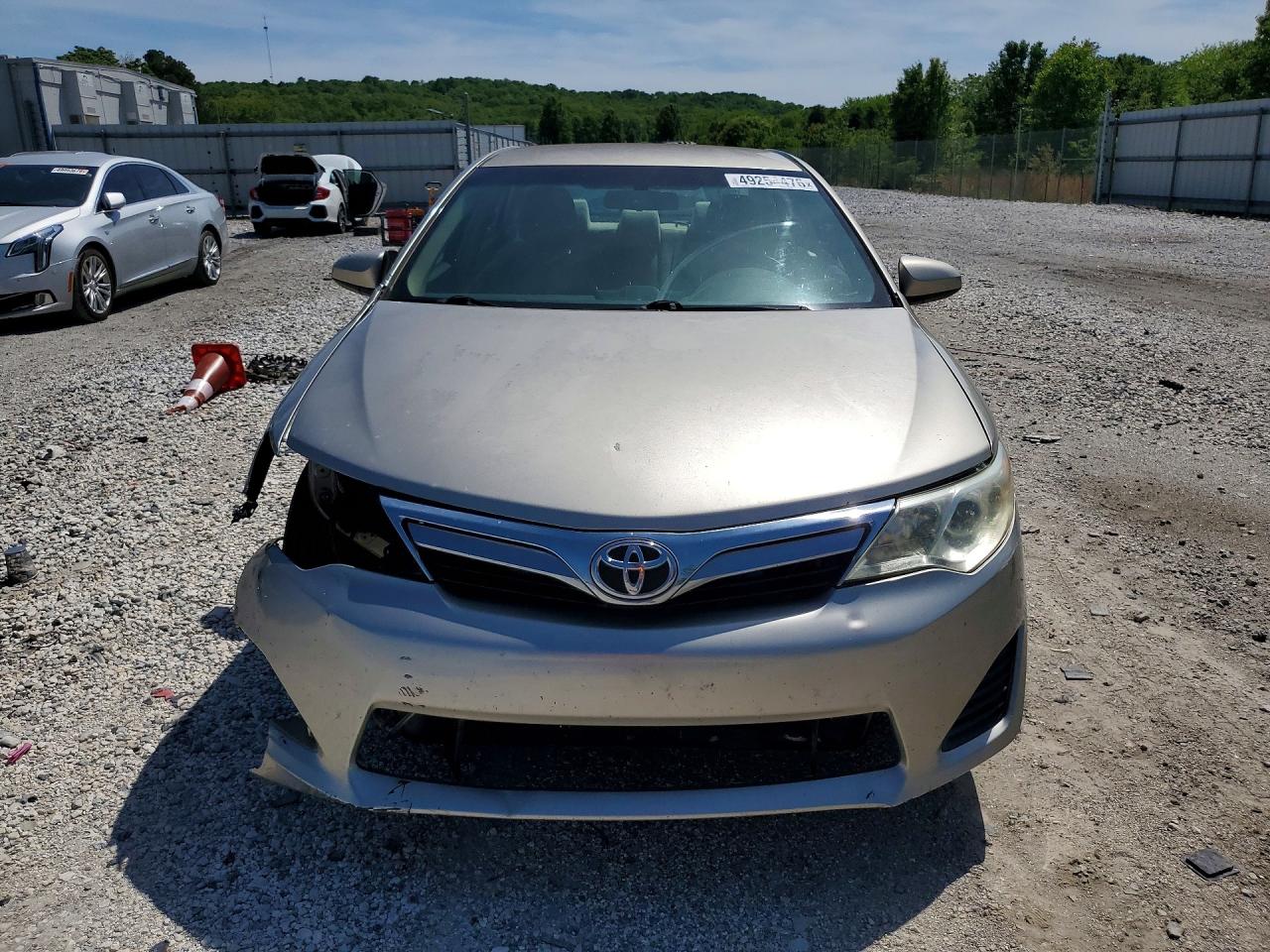 2014 Toyota Camry Le Silver vin: 4T1BF1FK0EU354828