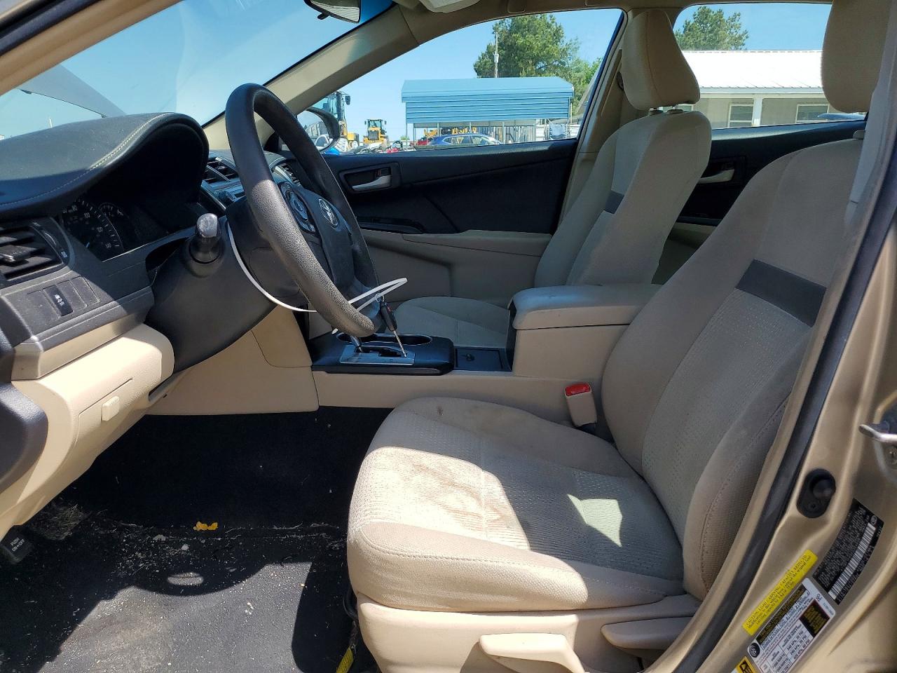 2014 Toyota Camry Le Silver vin: 4T1BF1FK0EU354828