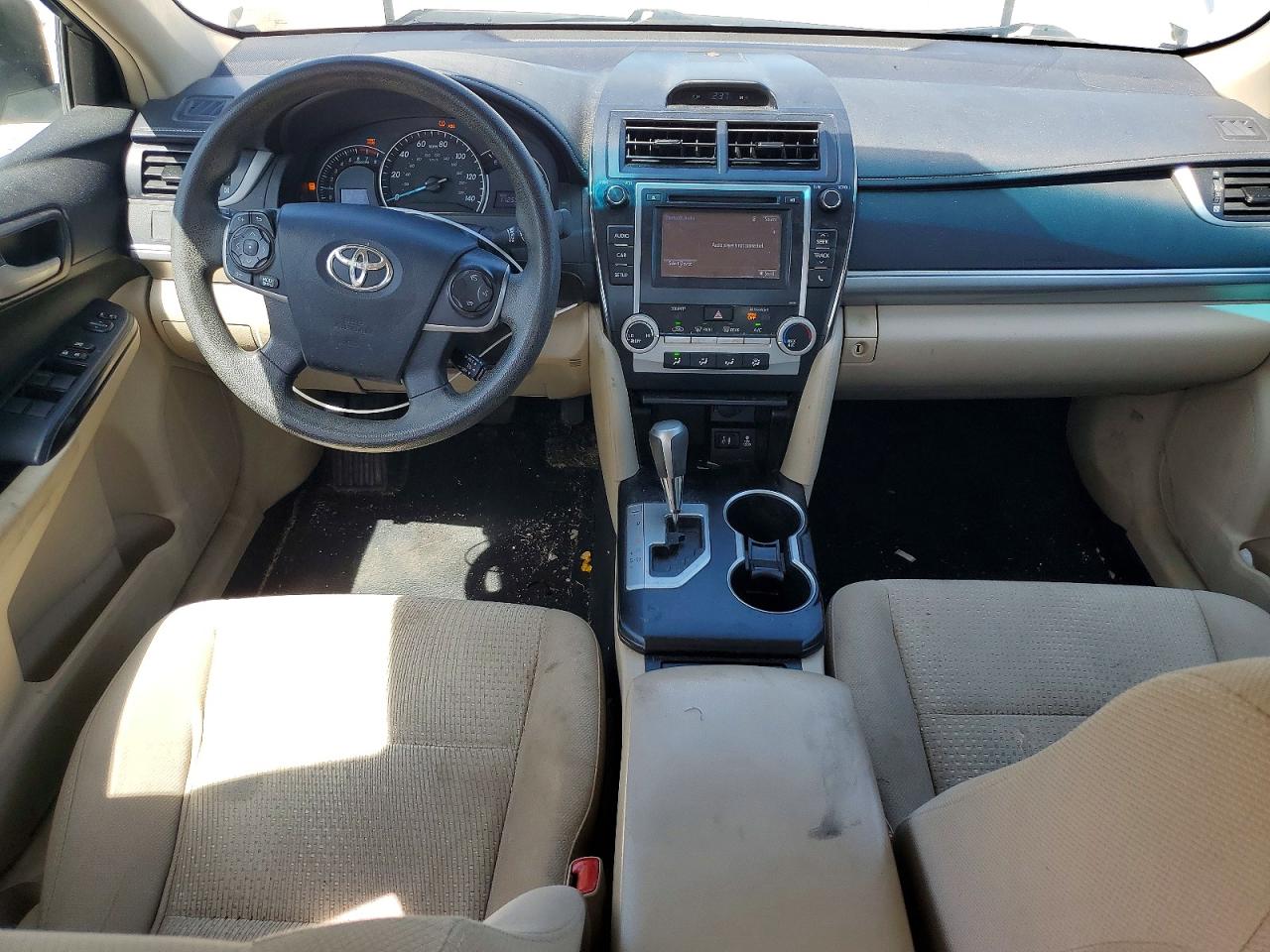 2014 Toyota Camry Le Silver vin: 4T1BF1FK0EU354828