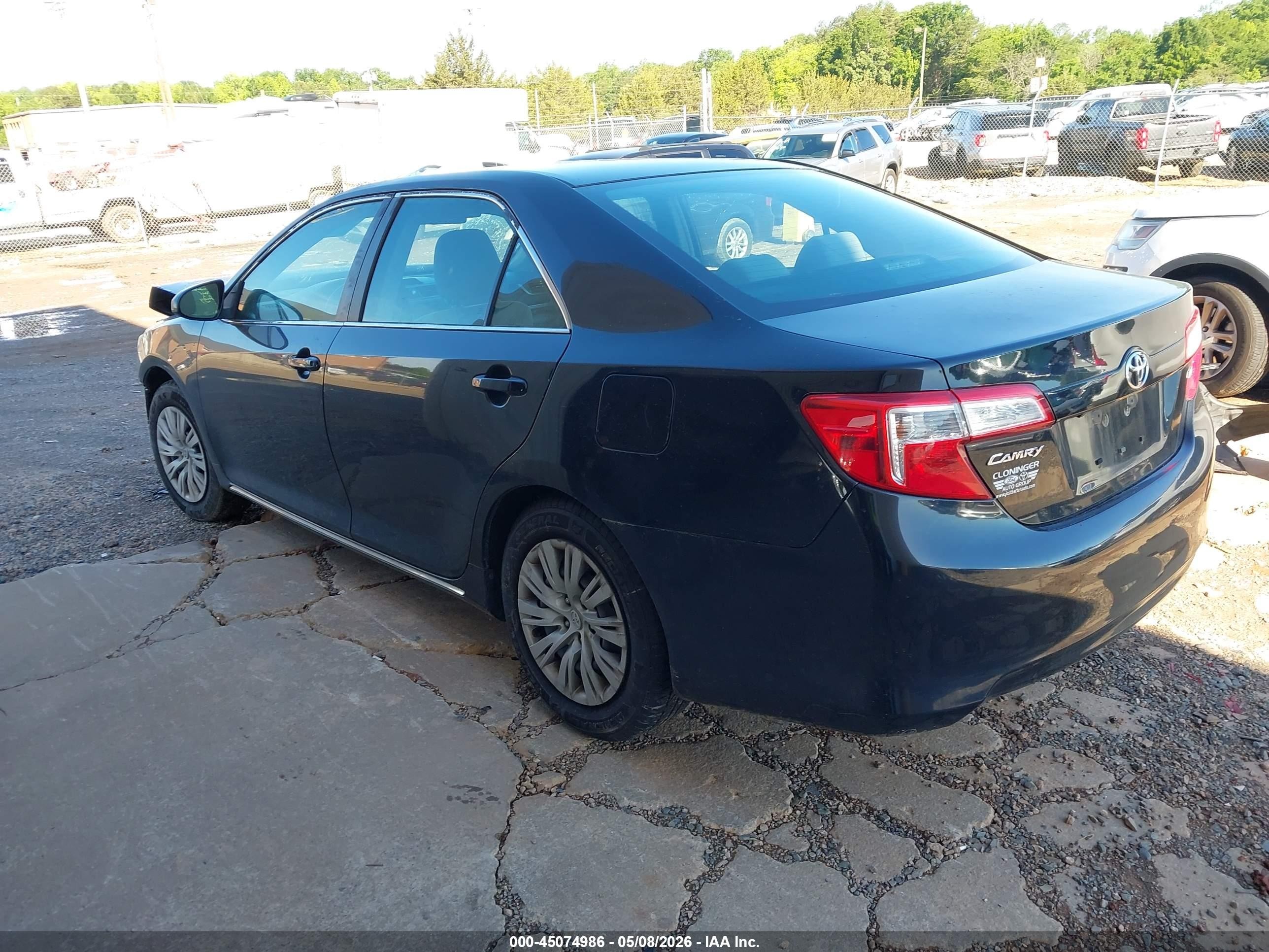 2014 Toyota Camry Le Black vin: 4T1BF1FK0EU360838
