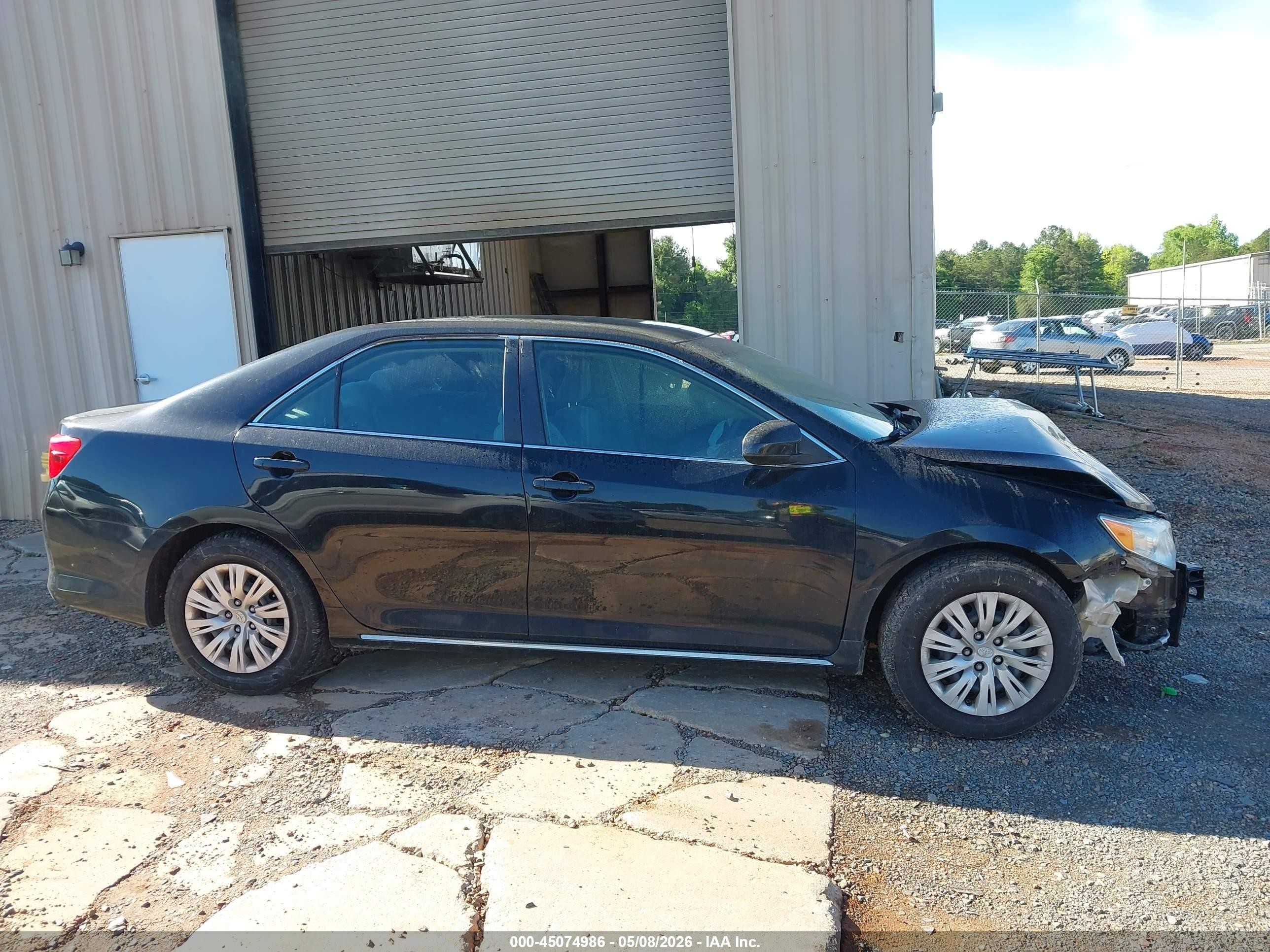2014 Toyota Camry Le Black vin: 4T1BF1FK0EU360838