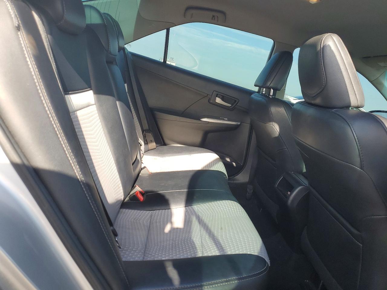 2014 Toyota Camry Se Silver vin: 4T1BF1FK0EU371970