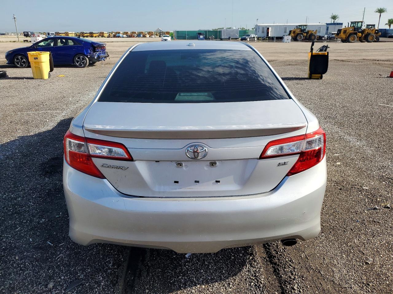 2014 Toyota Camry Se Silver vin: 4T1BF1FK0EU371970