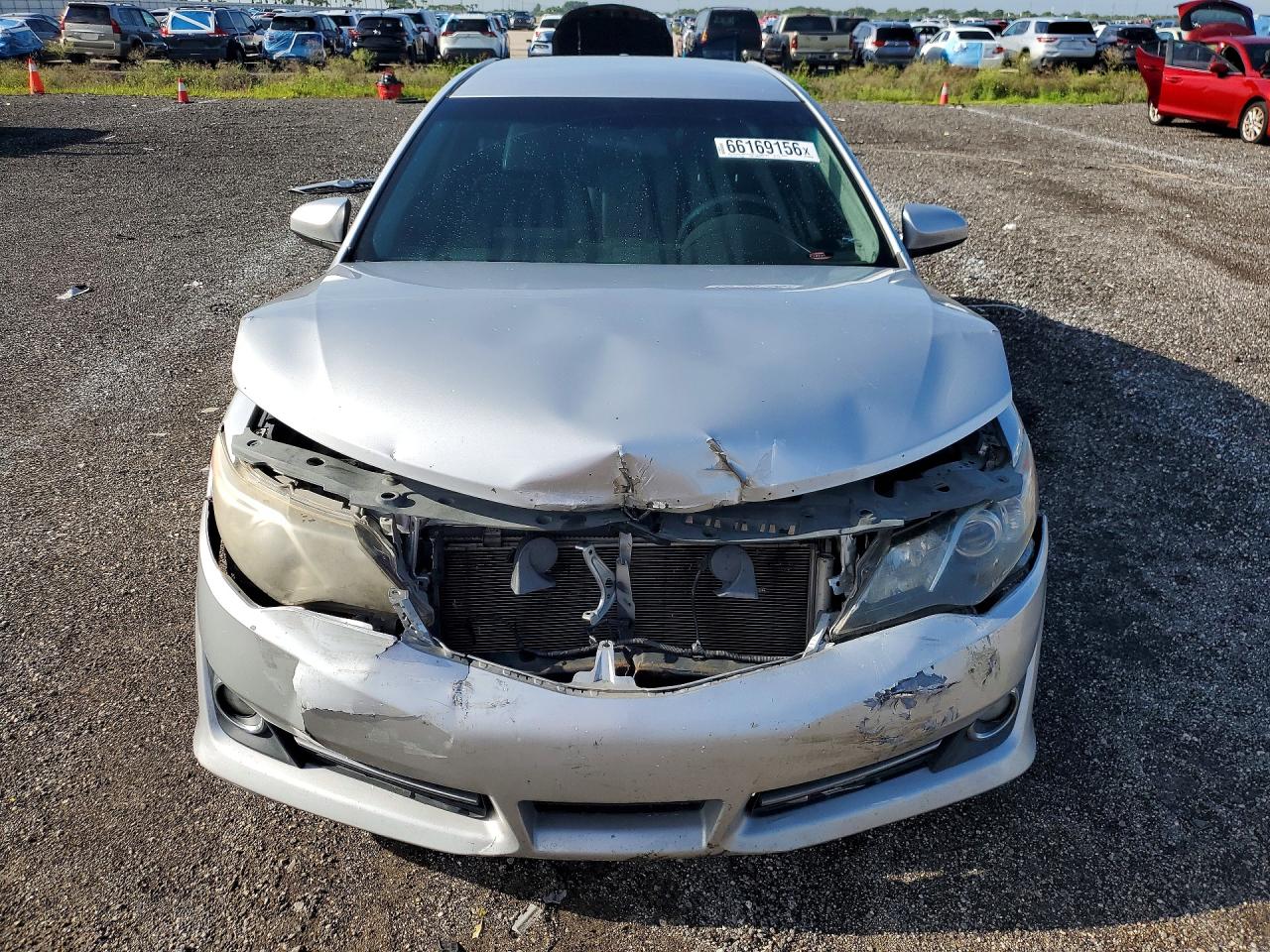 2014 Toyota Camry Se Silver vin: 4T1BF1FK0EU371970