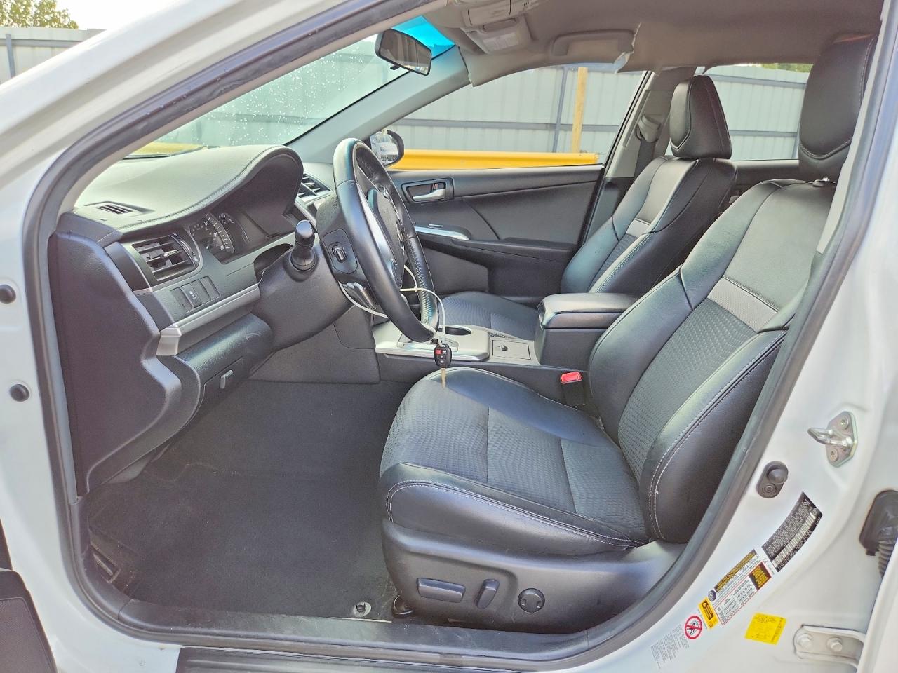 2014 Toyota Camry Se White vin: 4T1BF1FK0EU386212