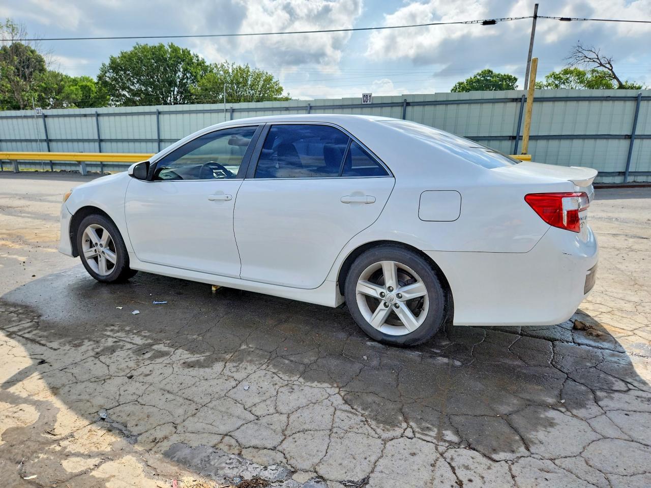 2014 Toyota Camry Se White vin: 4T1BF1FK0EU386212