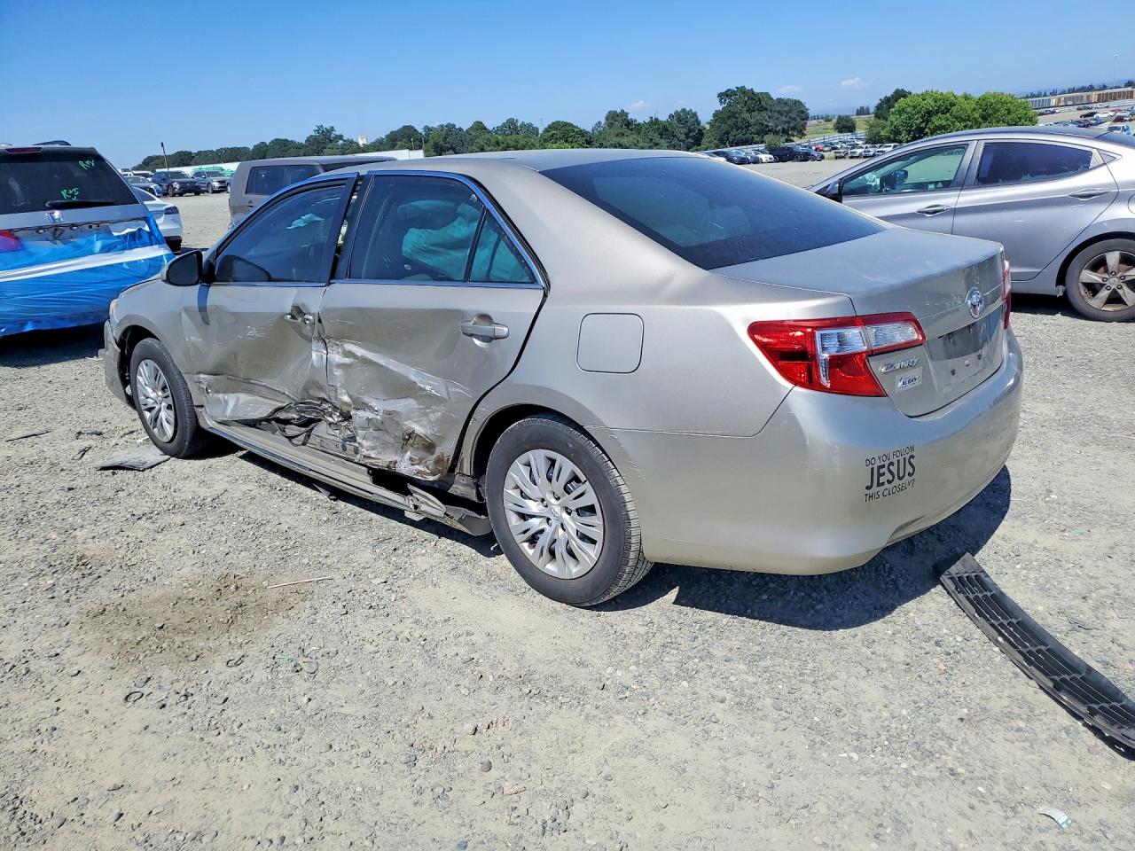 2014 Toyota Camry Le Бежевый vin: 4T1BF1FK0EU388042