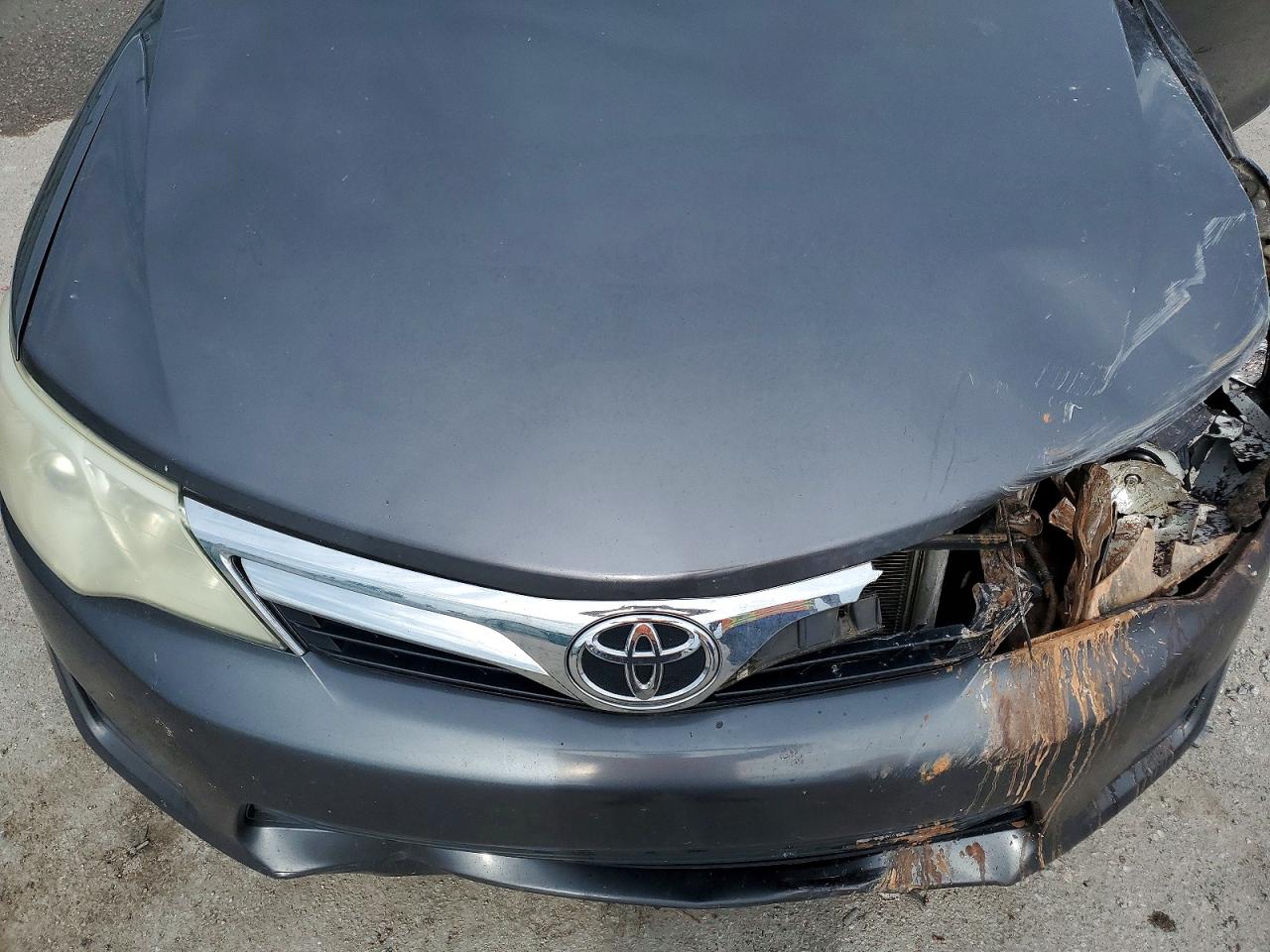 2014 Toyota Camry Le Серый vin: 4T1BF1FK0EU391684