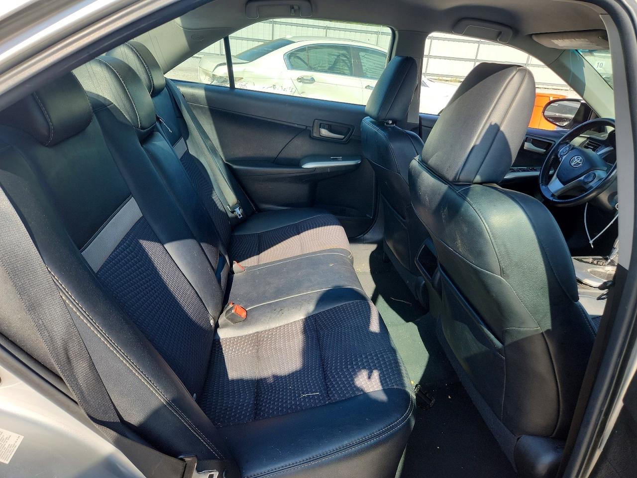2014 Toyota Camry Se Silver vin: 4T1BF1FK0EU423355