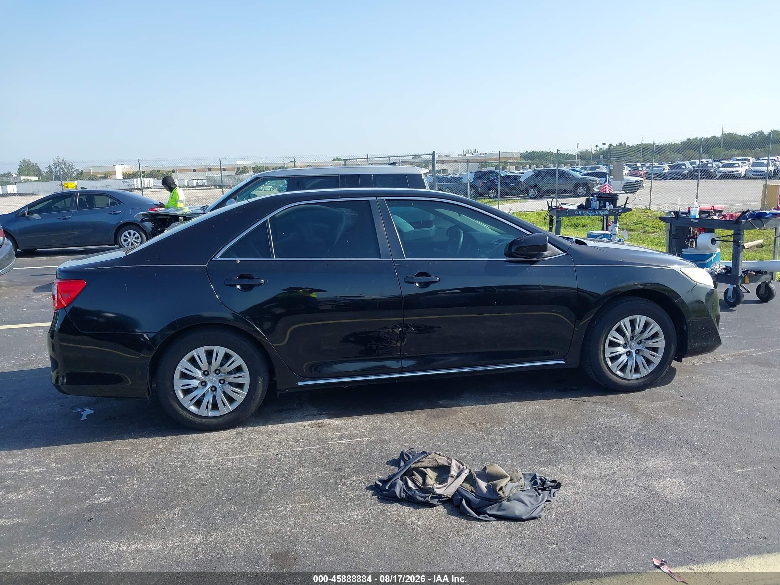 2014 Toyota Camry Le Черный vin: 4T1BF1FK0EU425915
