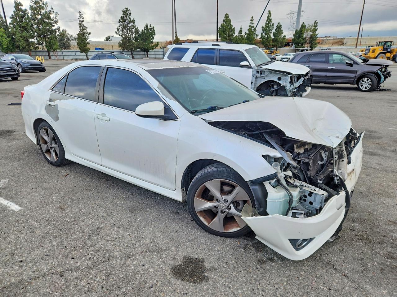 2014 Toyota Camry Se Sport White vin: 4T1BF1FK0EU434615