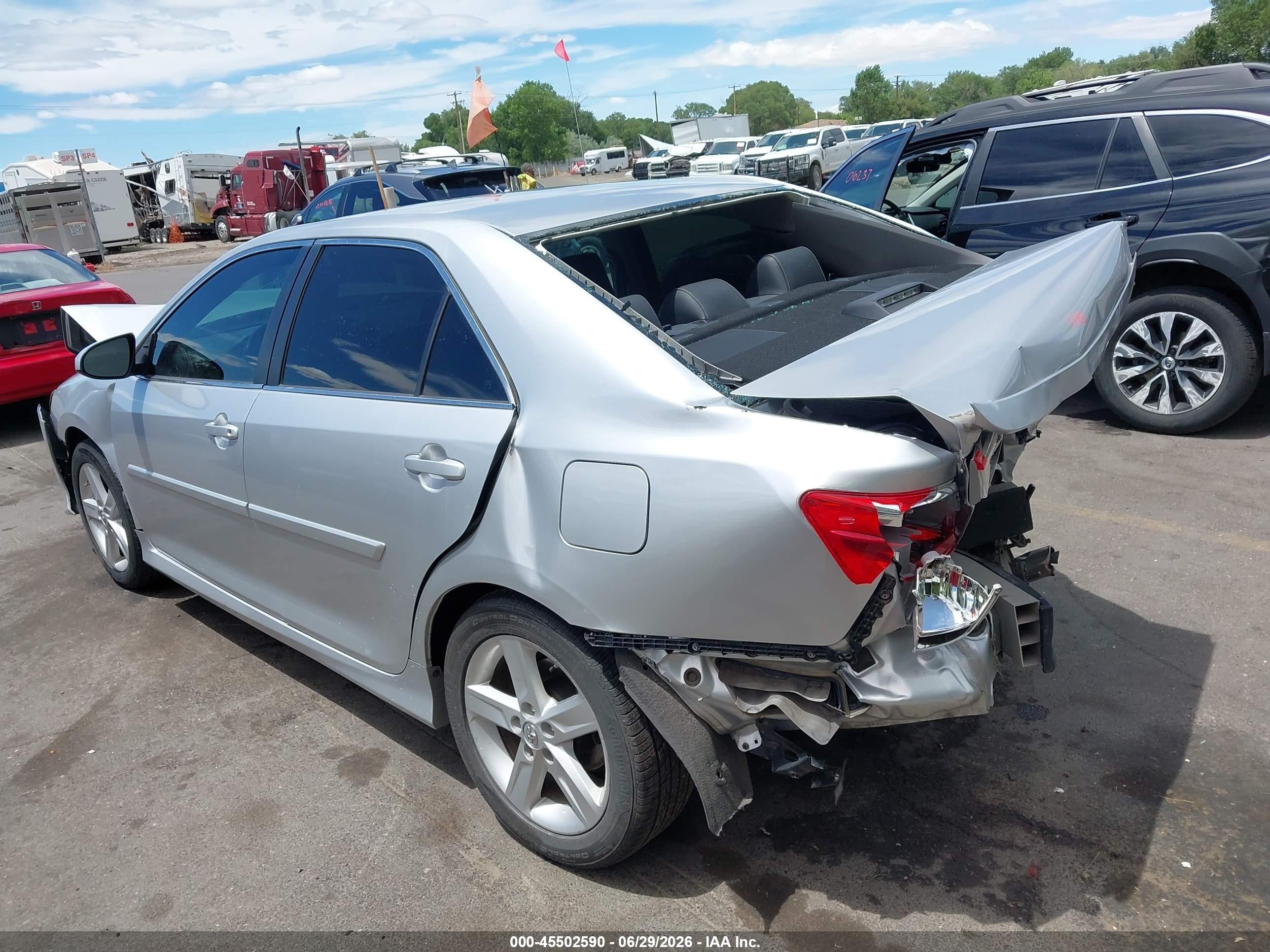 2014 Toyota Camry Se Silver vin: 4T1BF1FK0EU444741