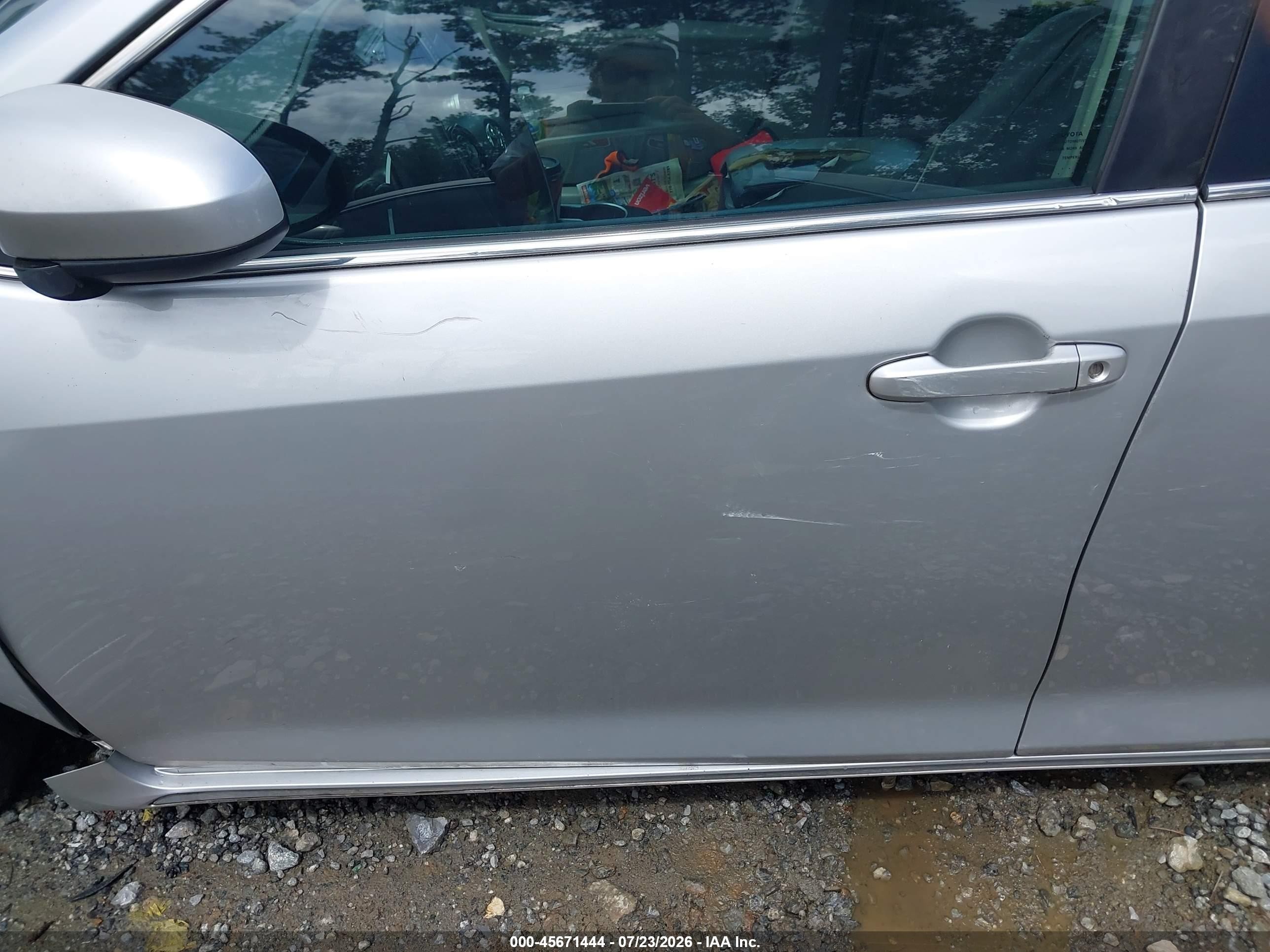 2014 Toyota Camry Le Silver vin: 4T1BF1FK0EU452032