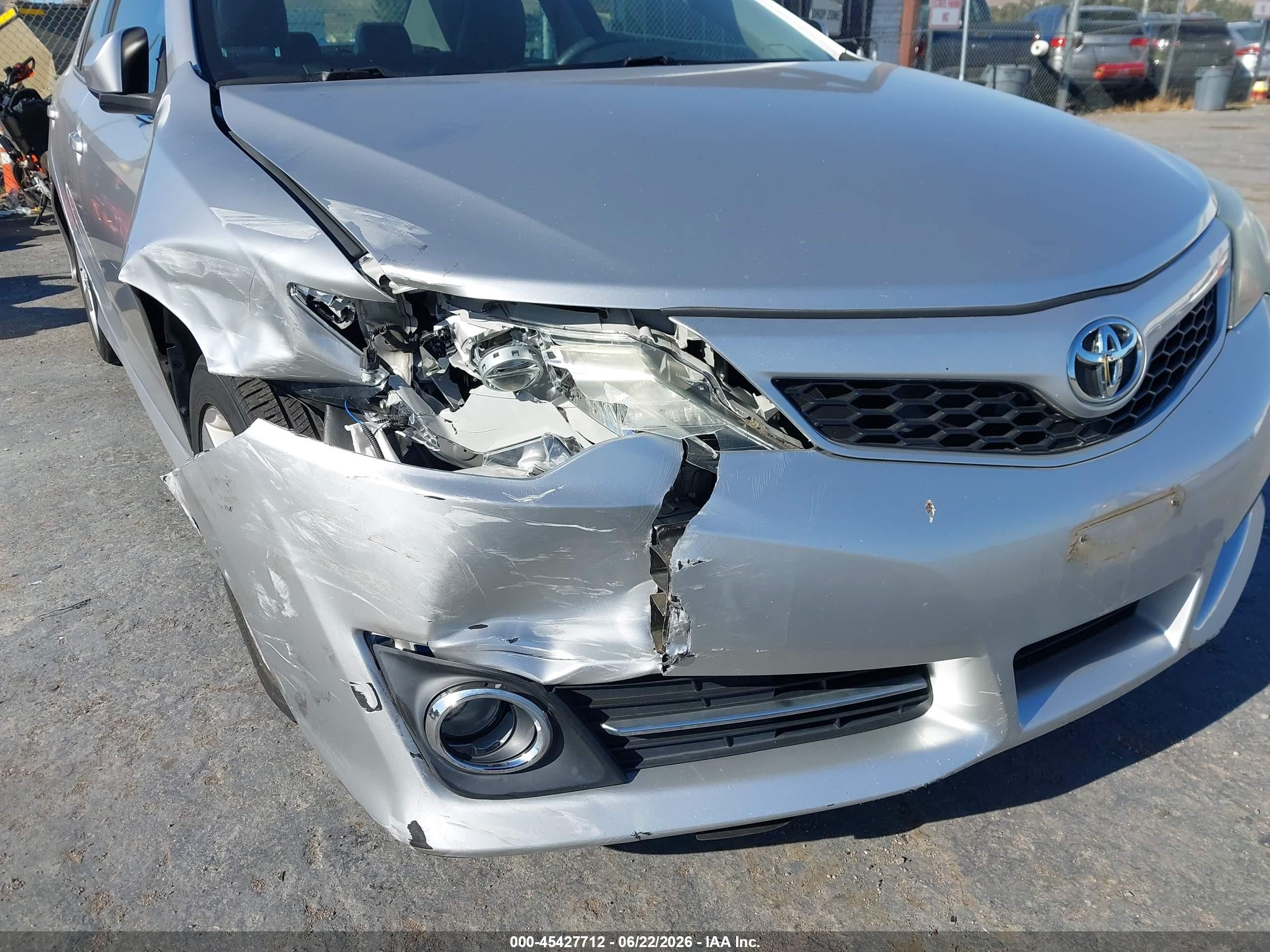 2014 Toyota Camry Se Gray vin: 4T1BF1FK0EU453522