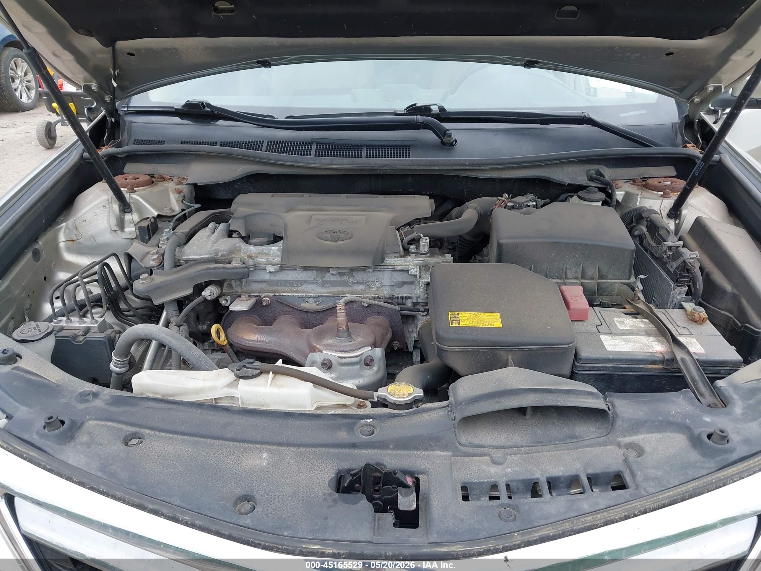 2014 Toyota Camry Le Champagne vin: 4T1BF1FK0EU457196