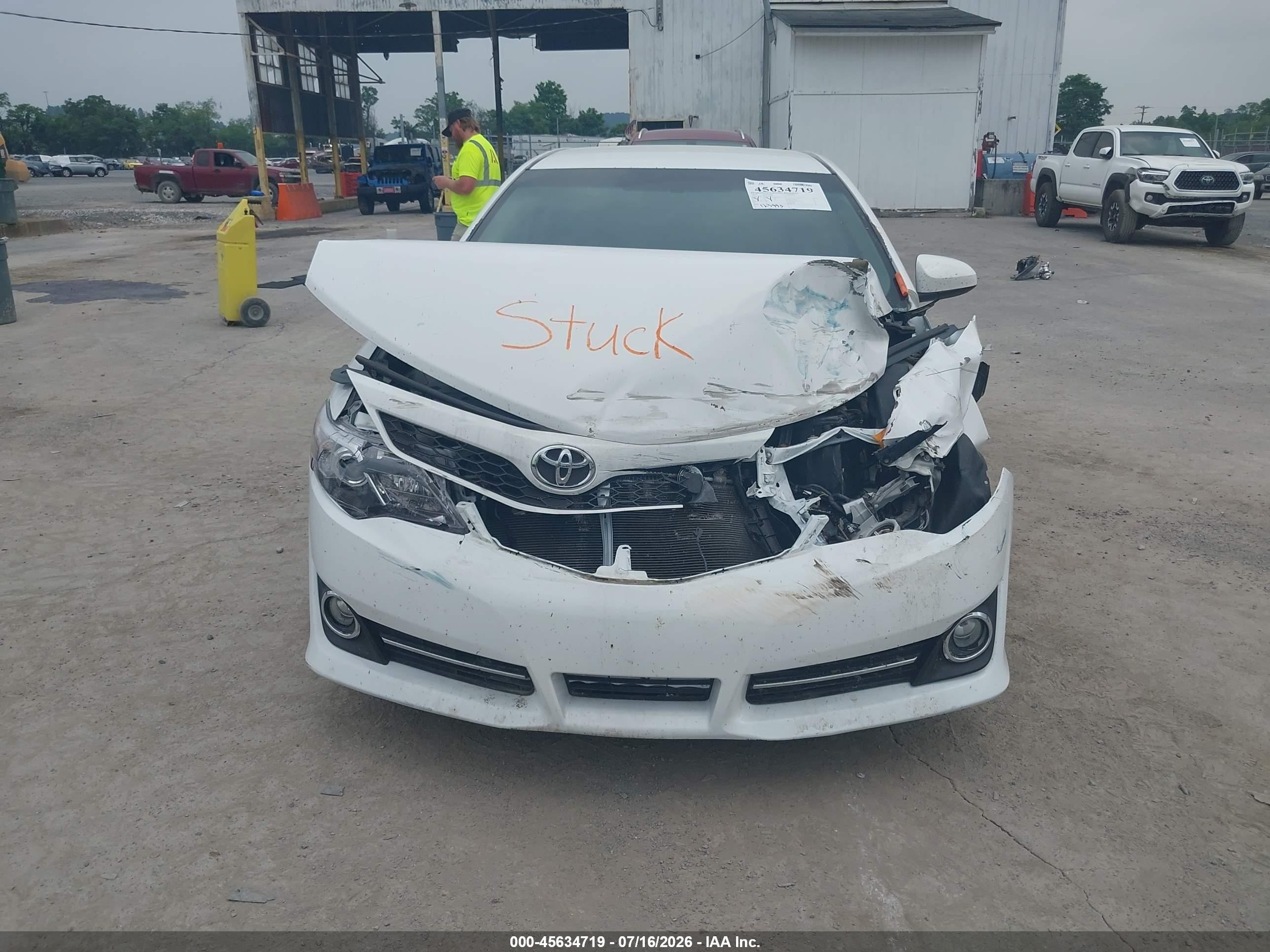 2014 Toyota Camry Se White vin: 4T1BF1FK0EU466626