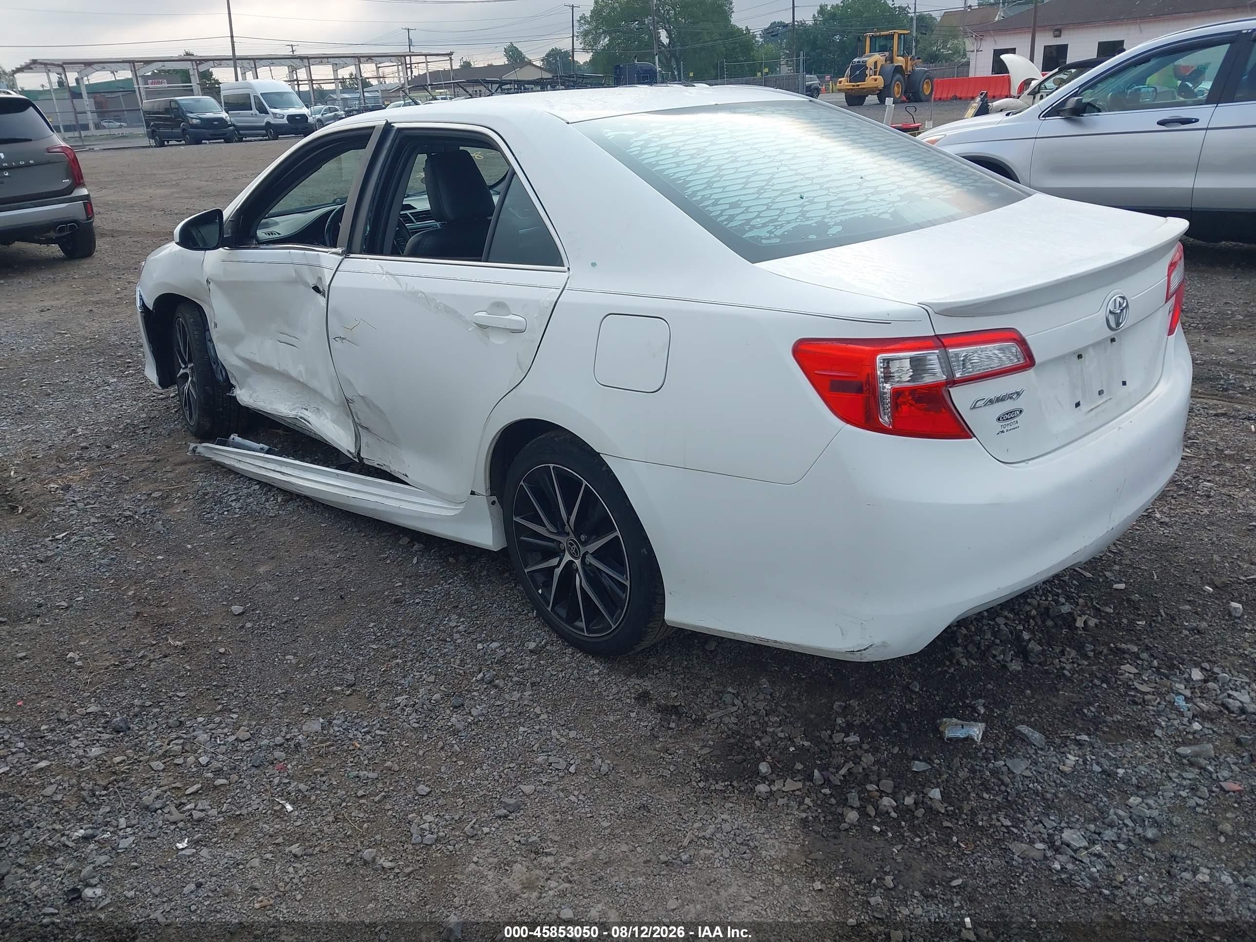 2014 Toyota Camry Se Sport White vin: 4T1BF1FK0EU739953