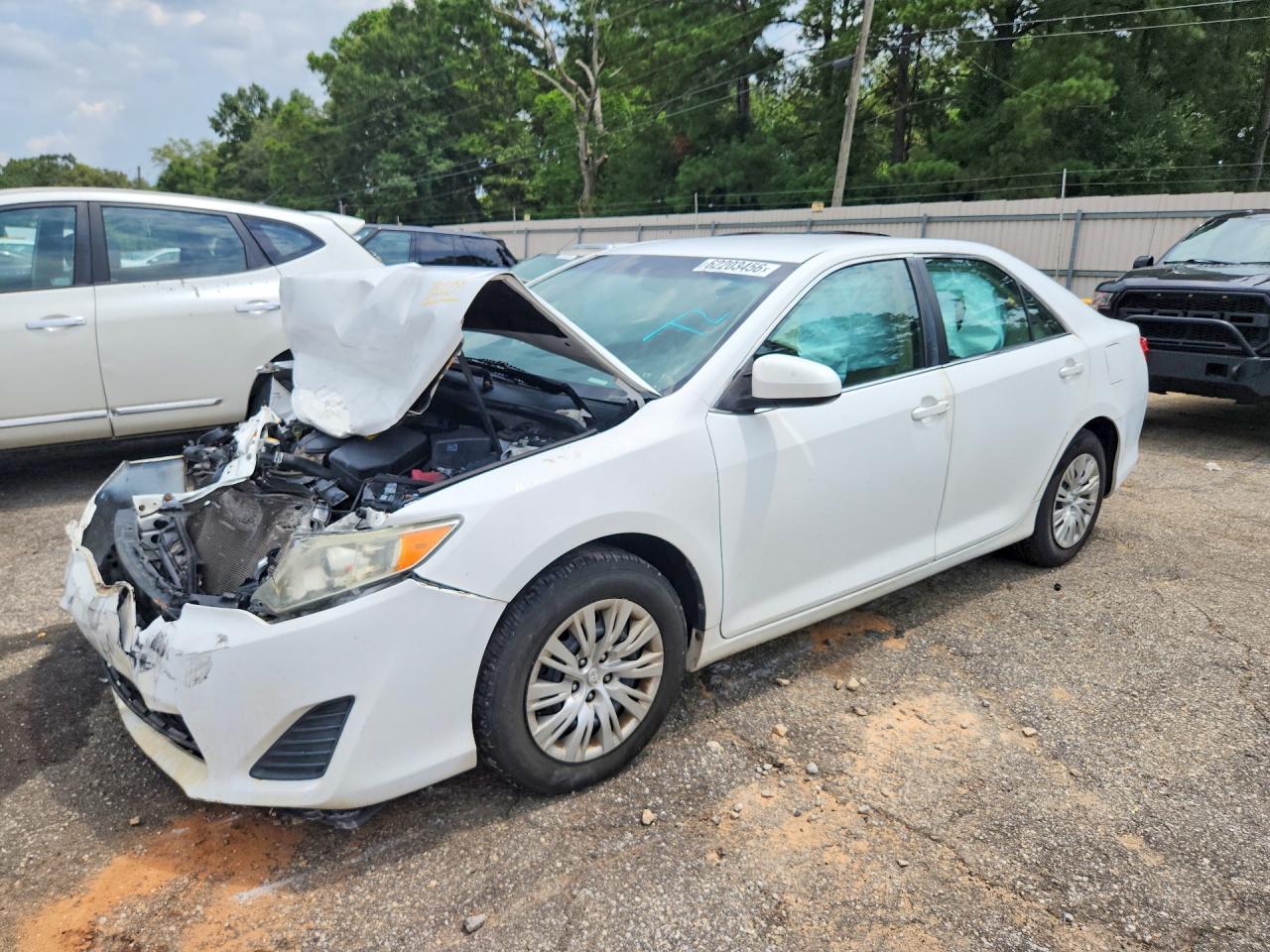 2014 Toyota Camry L White vin: 4T1BF1FK0EU762469