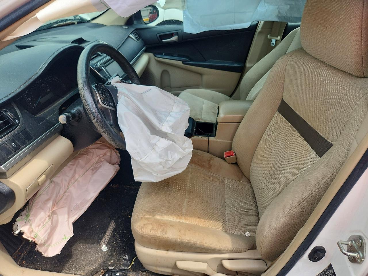 2014 Toyota Camry L White vin: 4T1BF1FK0EU762469