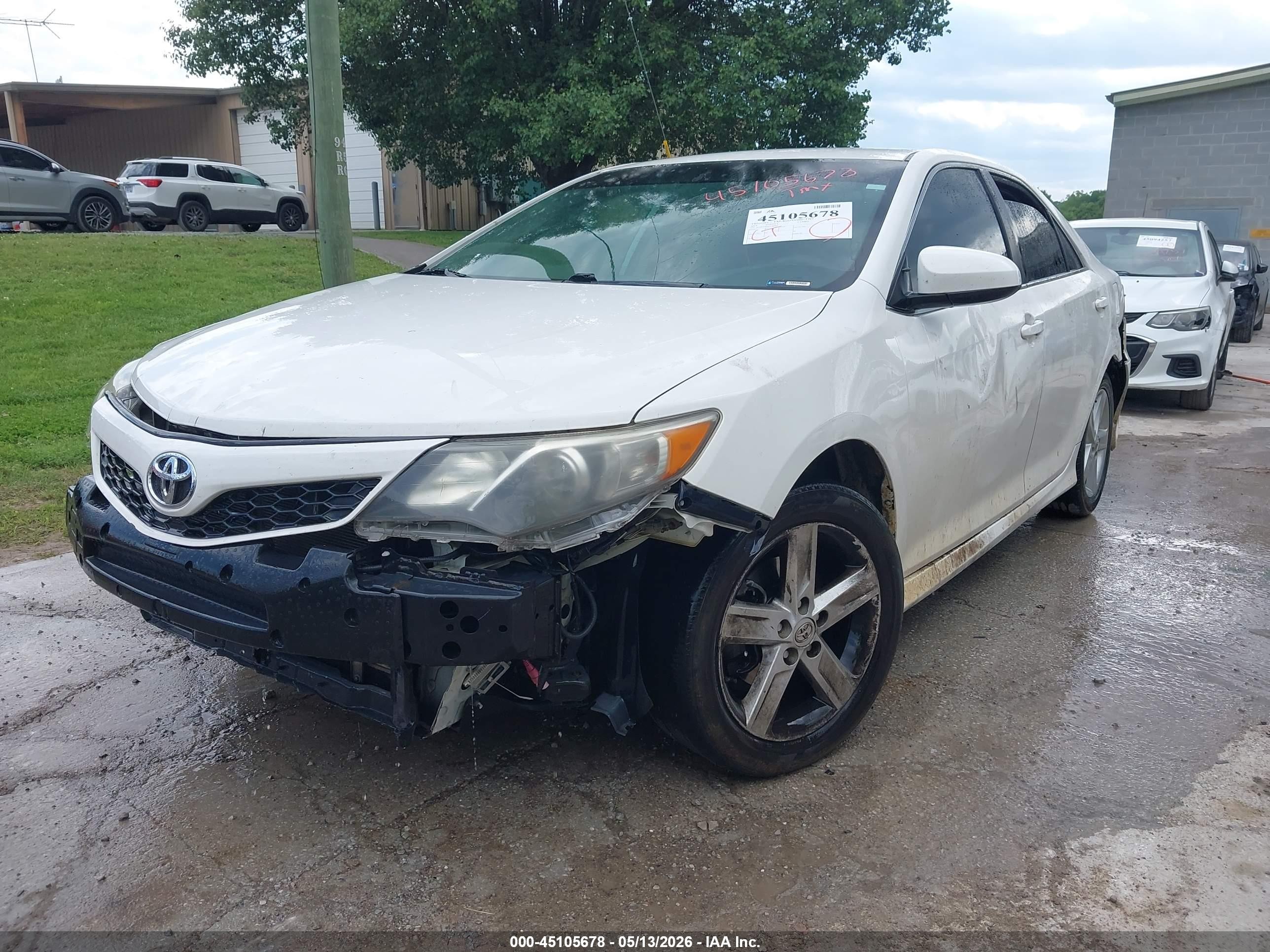 2014 Toyota Camry Se White vin: 4T1BF1FK0EU785024
