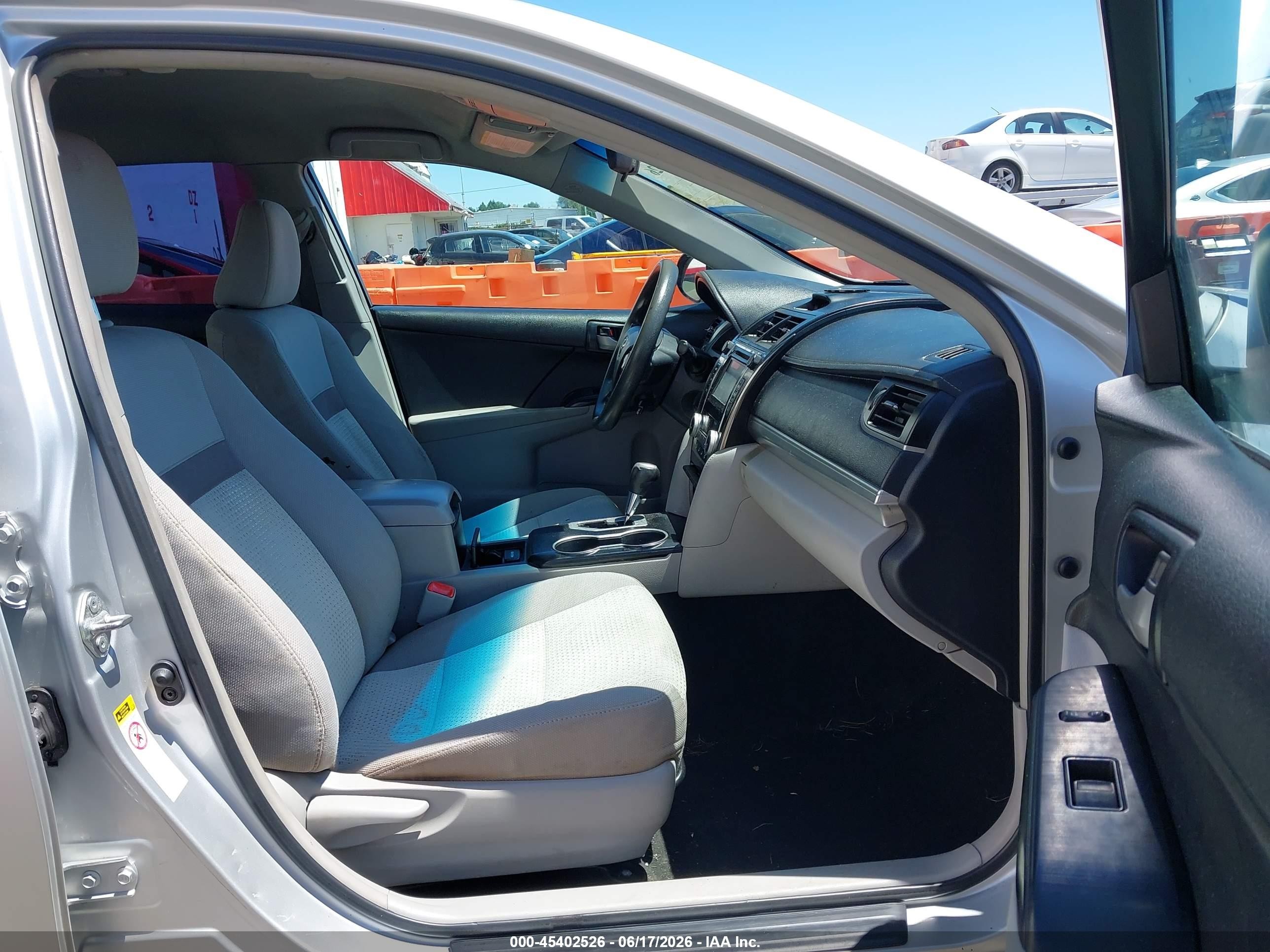 2014 Toyota Camry Le Silver vin: 4T1BF1FK0EU796542