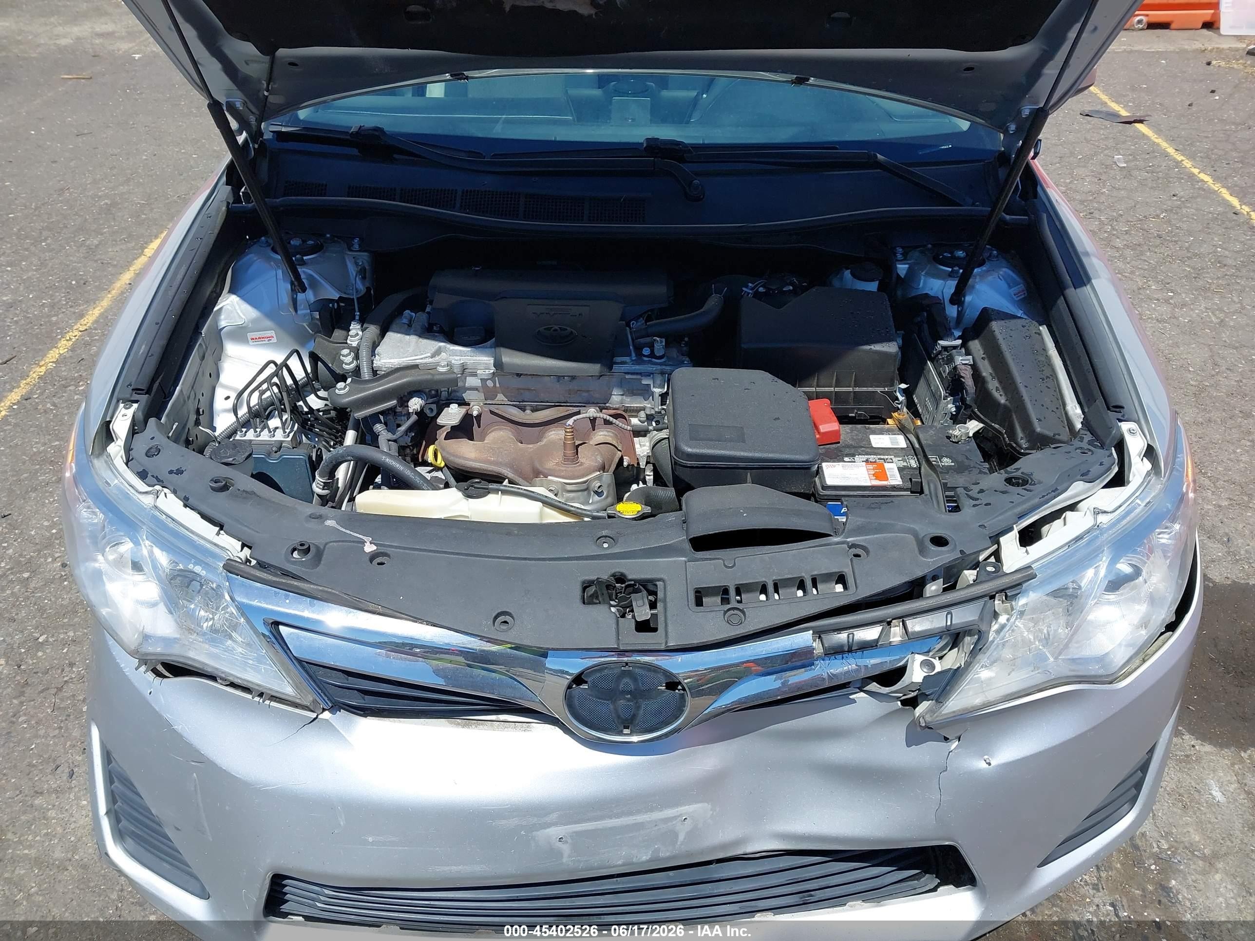 2014 Toyota Camry Le Silver vin: 4T1BF1FK0EU796542