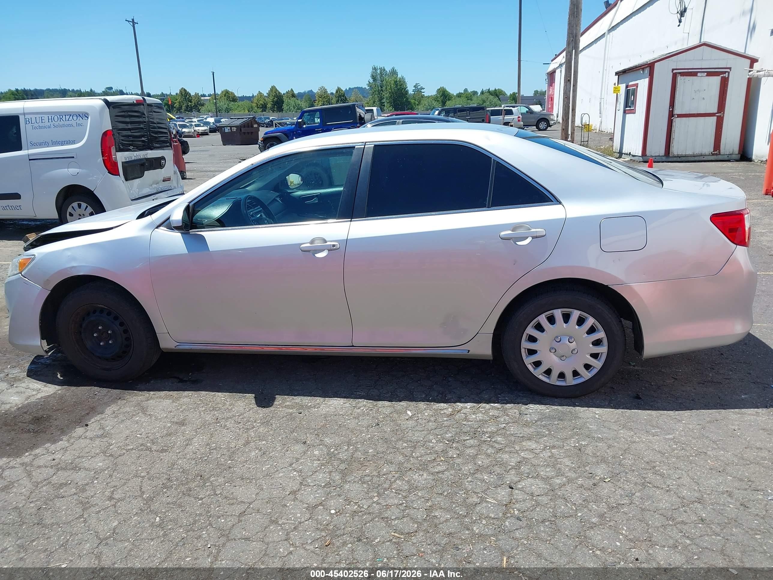 2014 Toyota Camry Le Silver vin: 4T1BF1FK0EU796542