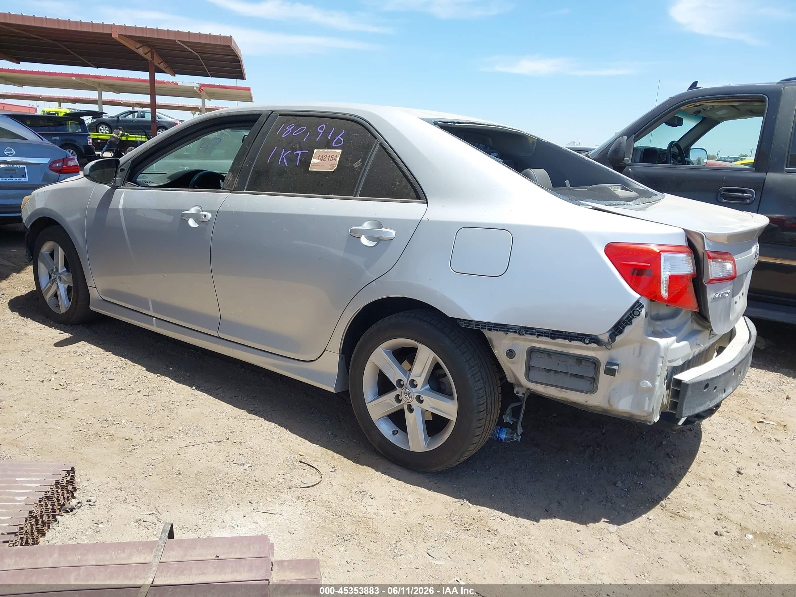 2014 Toyota Camry Se Silver vin: 4T1BF1FK0EU804672