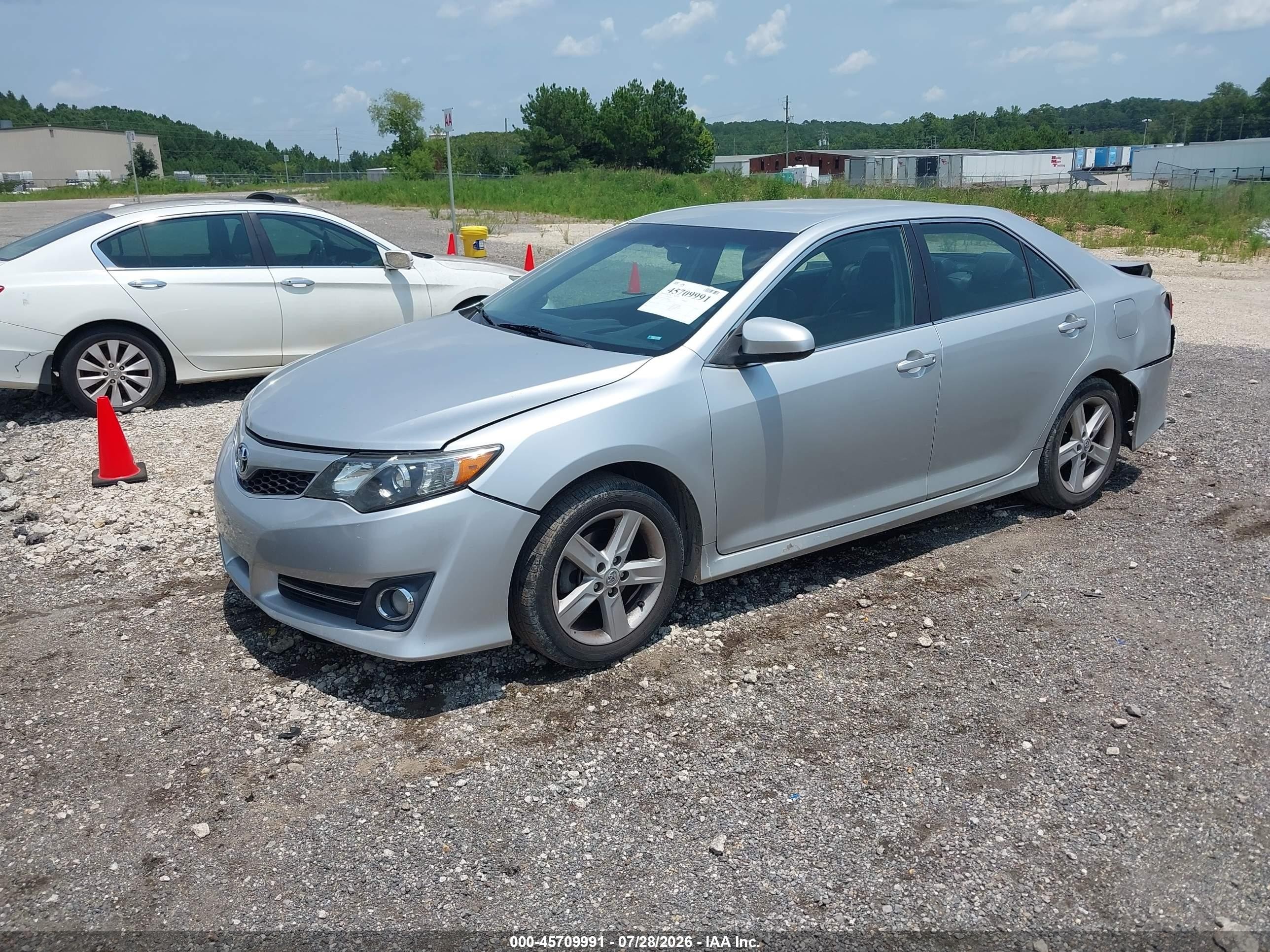 2014 Toyota Camry Se Silver vin: 4T1BF1FK0EU816997
