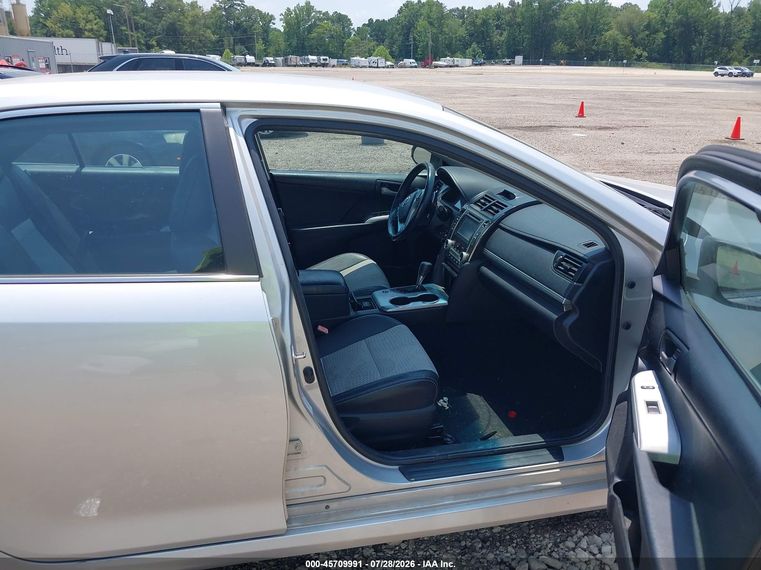 2014 Toyota Camry Se Silver vin: 4T1BF1FK0EU816997