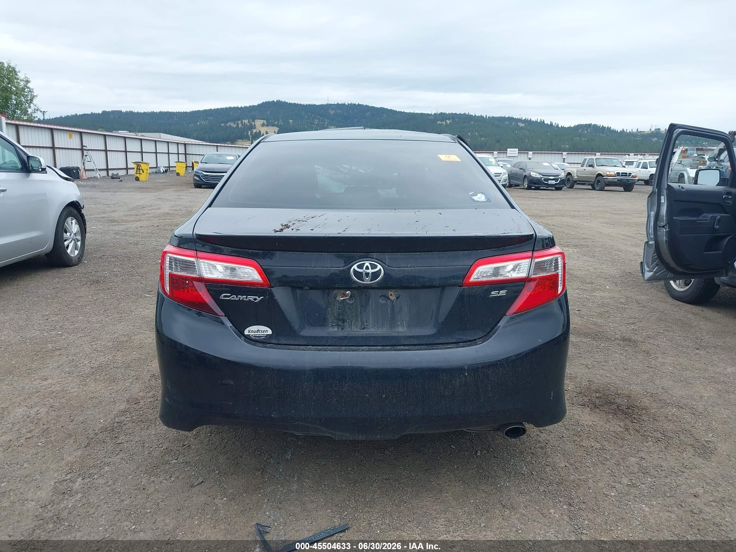 2014 Toyota Camry Se Black vin: 4T1BF1FK0EU832889