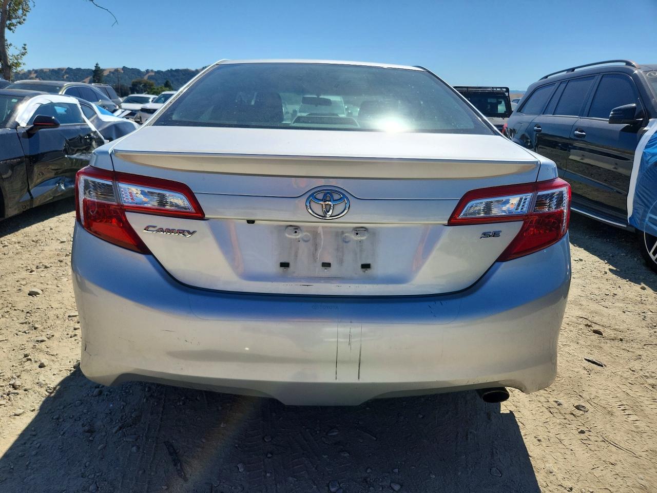 2014 Toyota Camry Se Silver vin: 4T1BF1FK0EU843116