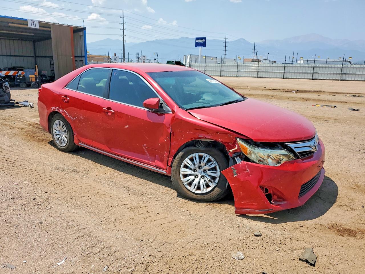 2014 Toyota Camry Le Red vin: 4T1BF1FK0EU847697
