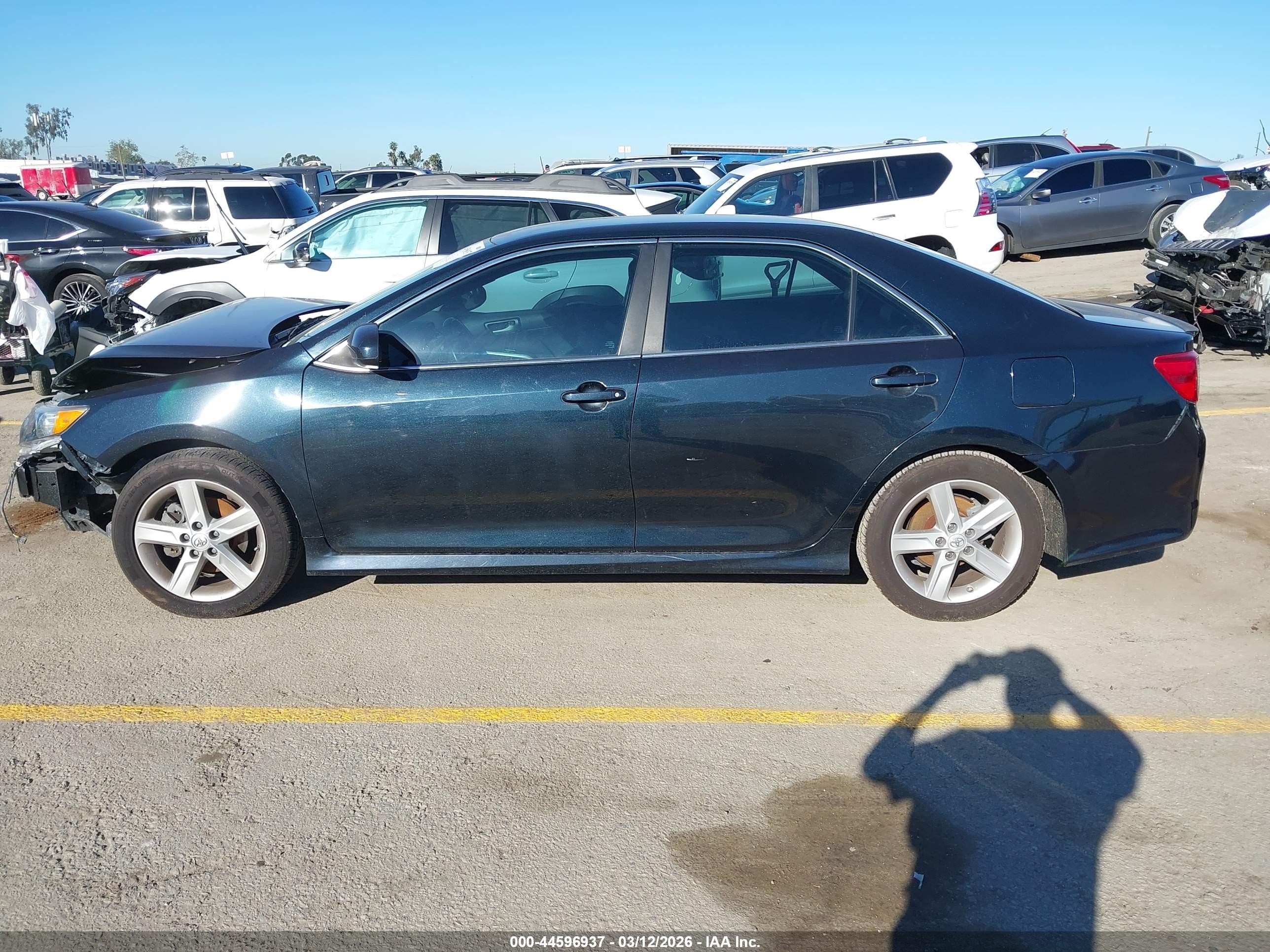 2014 Toyota Camry Se Черный vin: 4T1BF1FK0EU855850