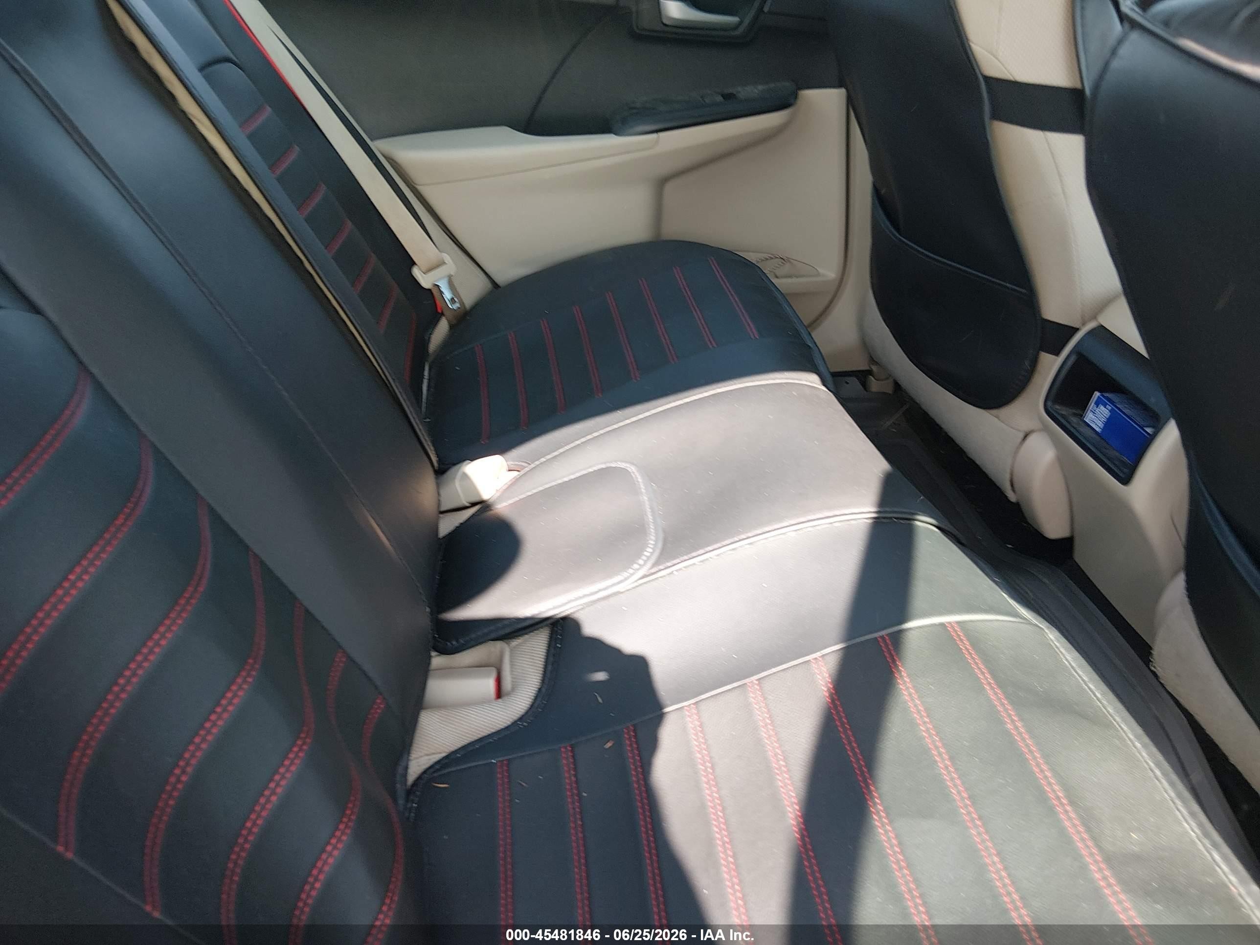 2014 Toyota Camry Le Зеленый vin: 4T1BF1FK0EU859140