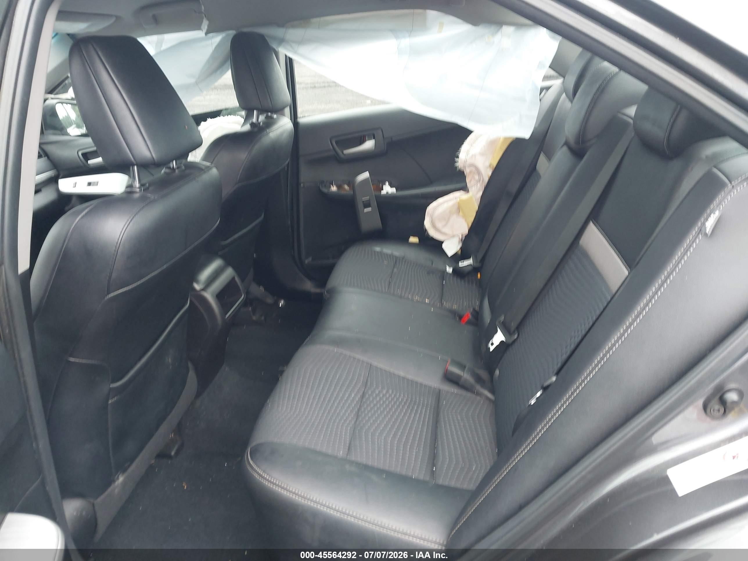 2014 Toyota Camry Se Серый vin: 4T1BF1FK0EU866721